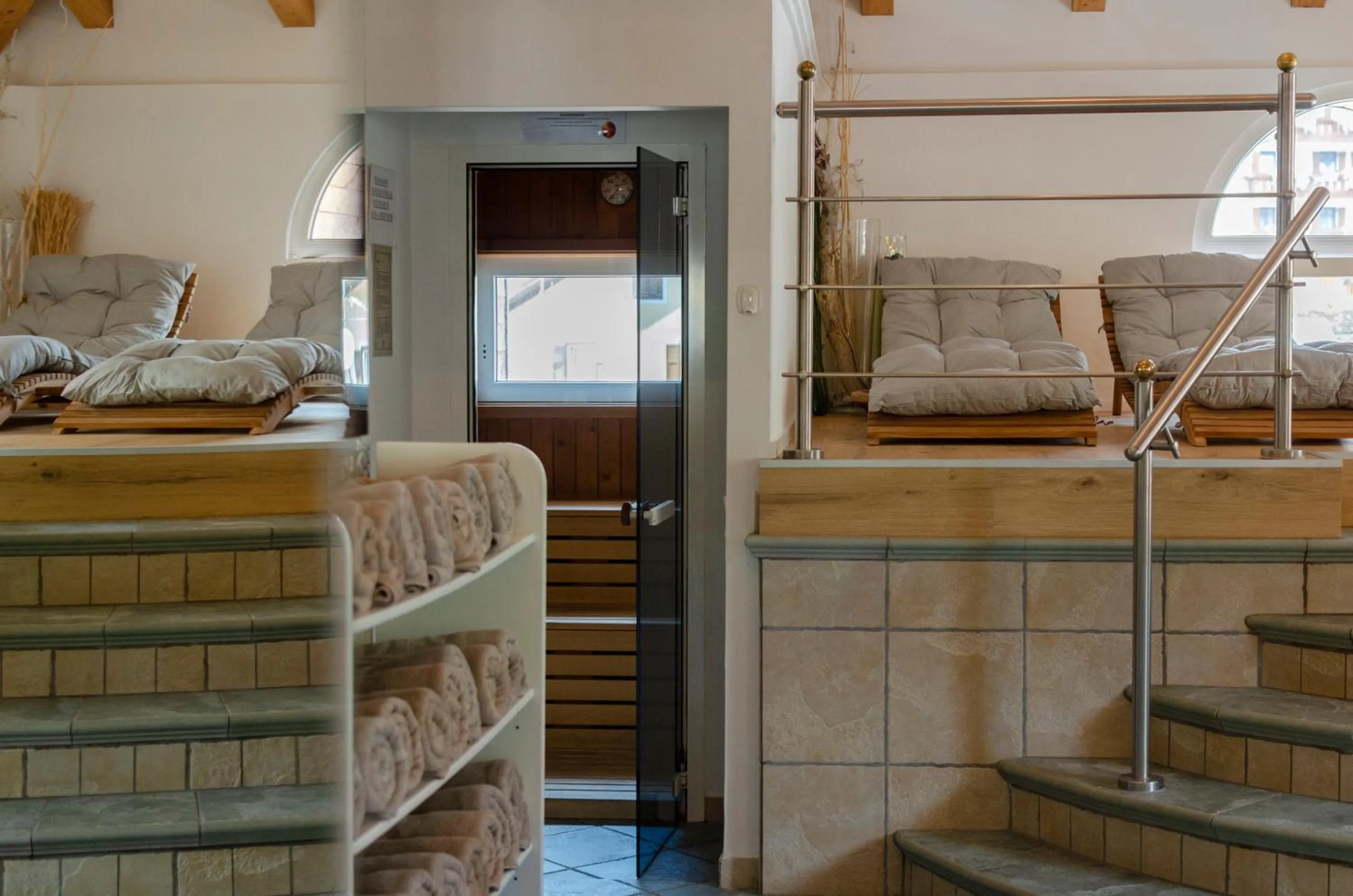 Spa and wellness centre/facilities, Bed in Hotel Faloria