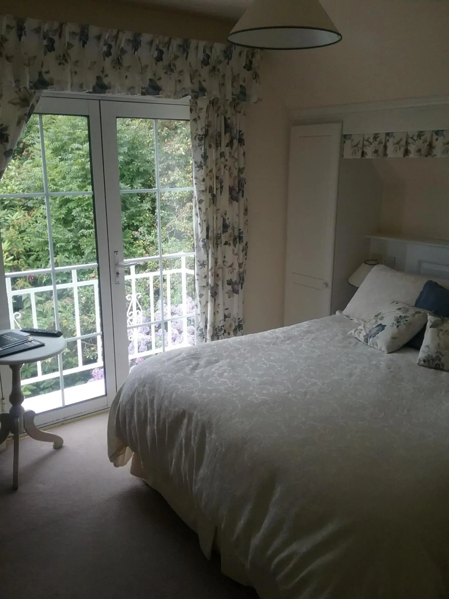 Photo of the whole room in Rocklands House Bed and Breakfast