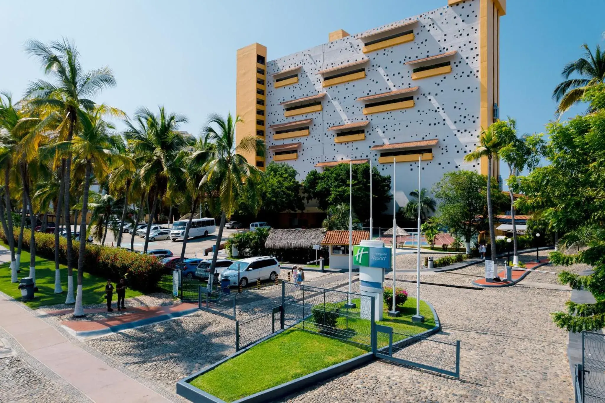 Property building in Holiday Inn Resort Ixtapa All-Inclusive by IHG Property building in Holiday Inn Resort Ixtapa All-Inclusive by IHG
