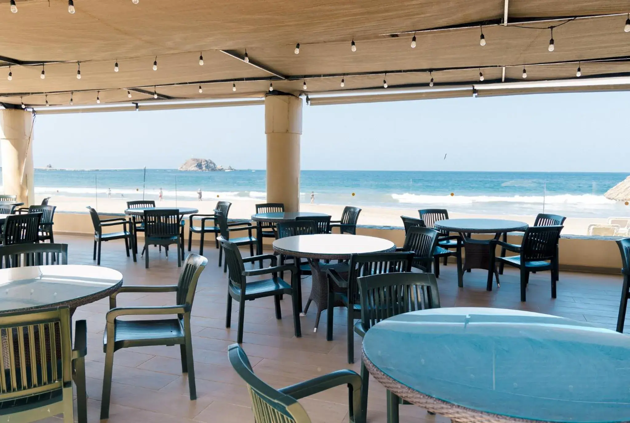 Restaurant/places to eat in Holiday Inn Resort Ixtapa All-Inclusive by IHG Restaurant/places to eat in Holiday Inn Resort Ixtapa All-Inclusive by IHG