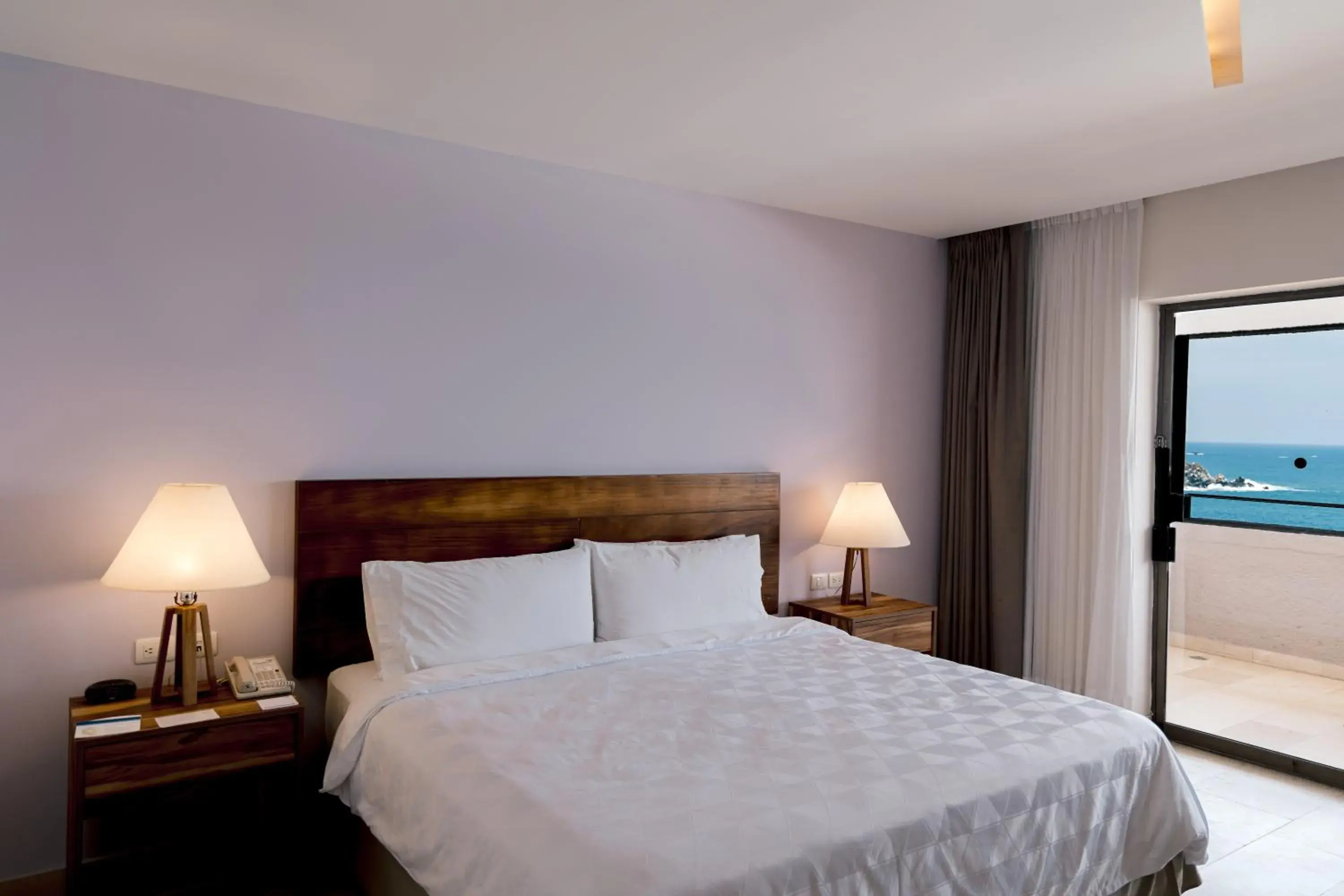 Double Room with Two Double Beds and Ocean View in Holiday Inn Resort Ixtapa All-Inclusive by IHG Double Room with Two Double Beds and Ocean View in Holiday Inn Resort Ixtapa All-Inclusive by IHG