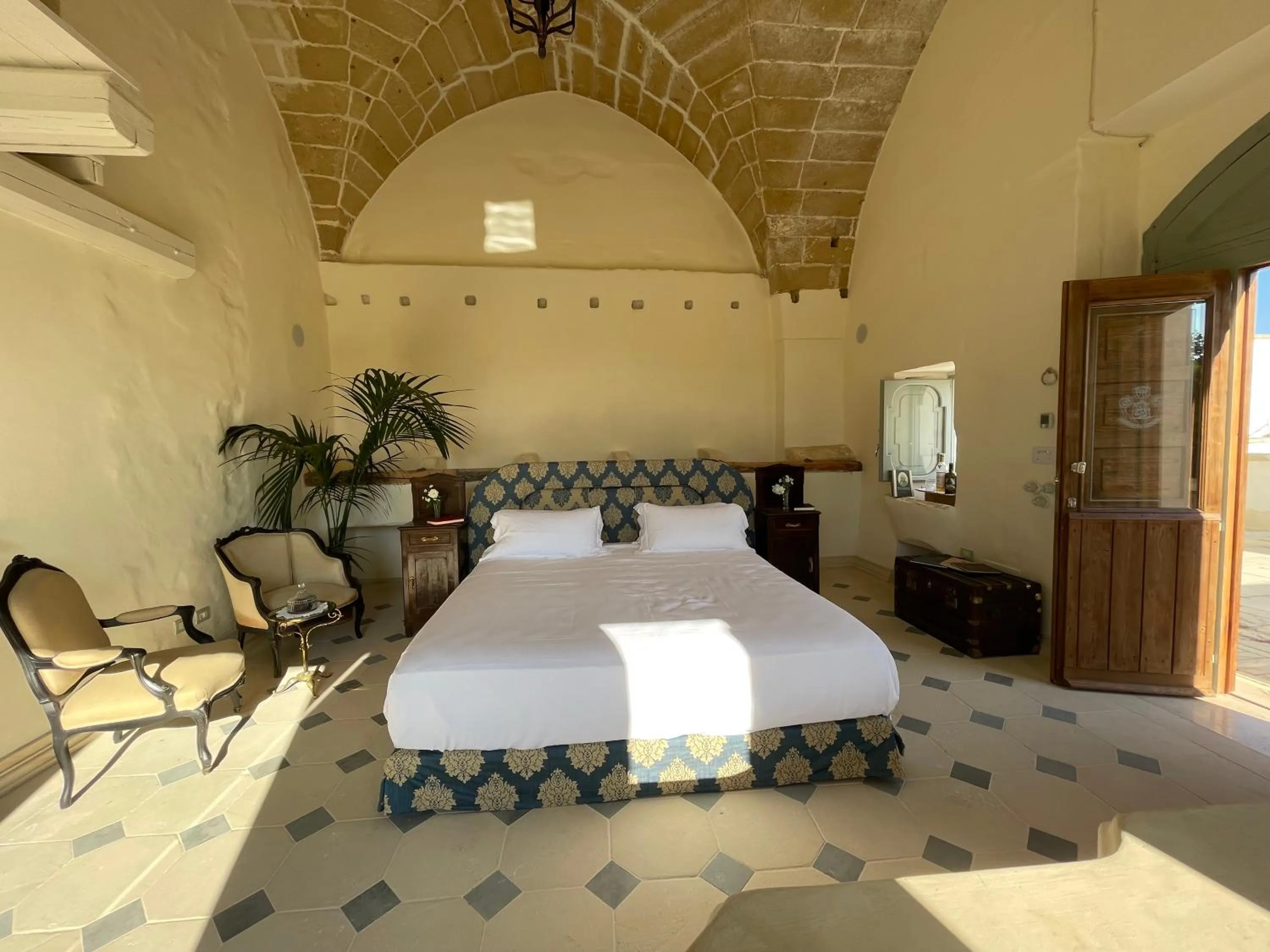 Photo of the whole room, Bed in Tenuta Mosè Charming House&Relais Gallipoli