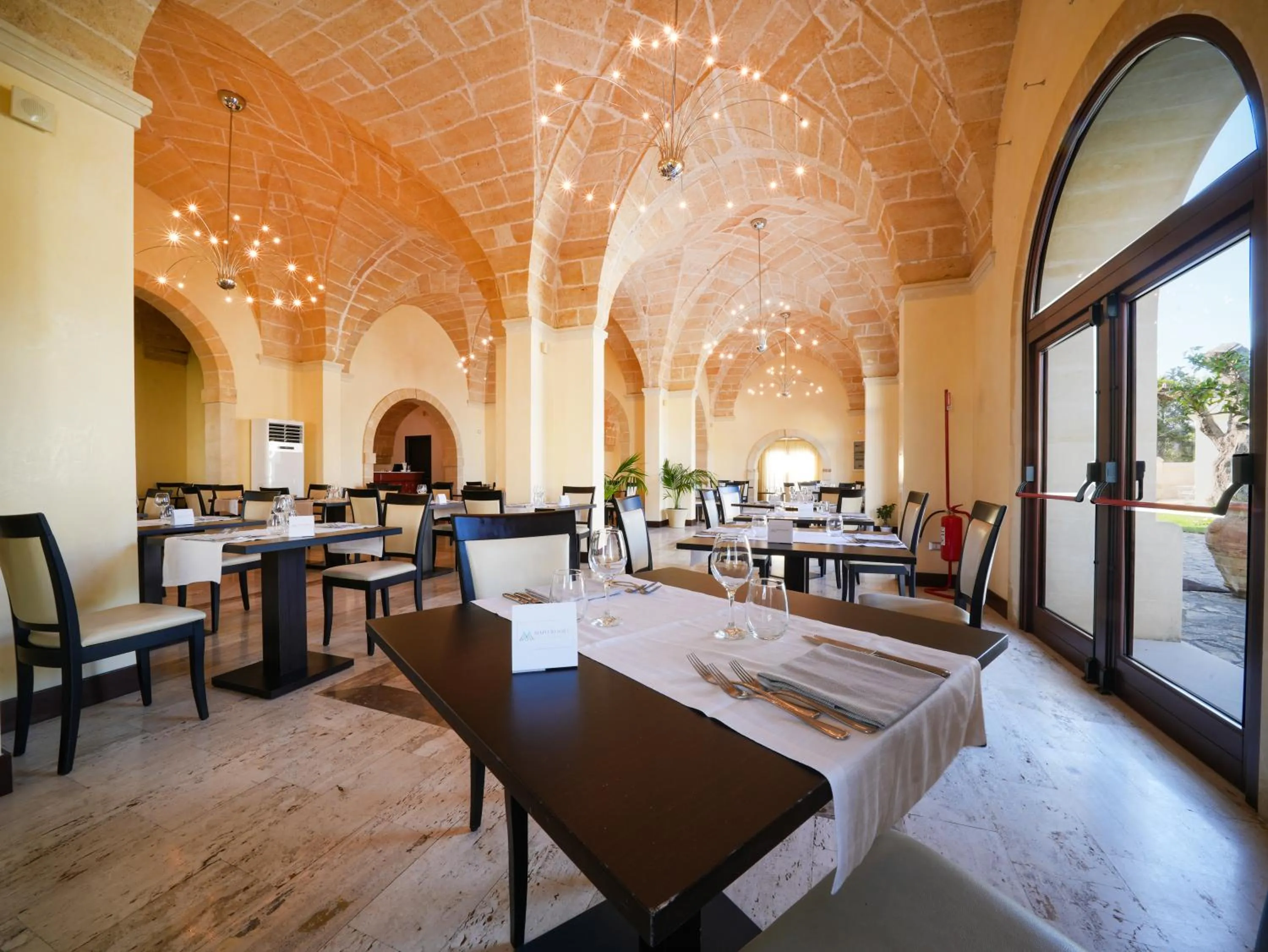 Restaurant/places to eat in Resort Villa Hermosa