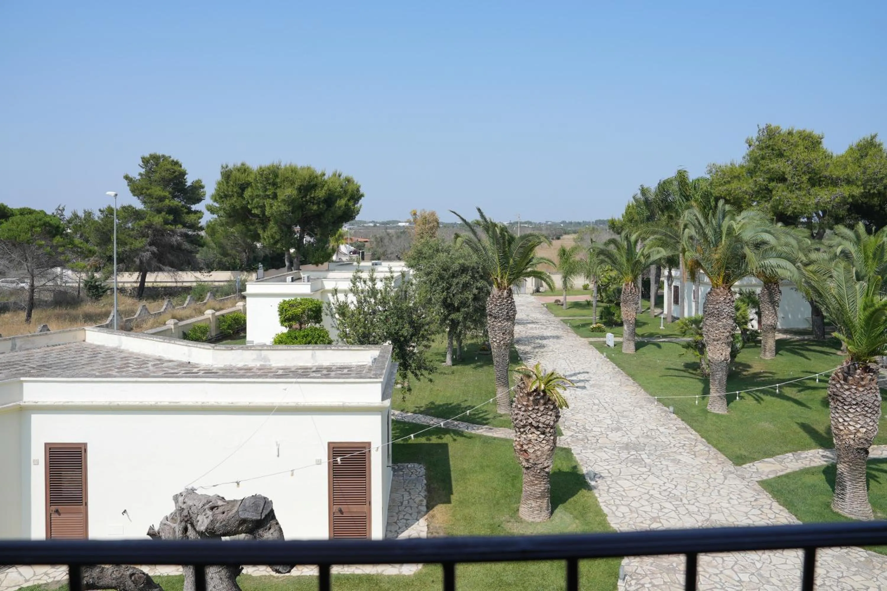 Day in Resort Villa Hermosa