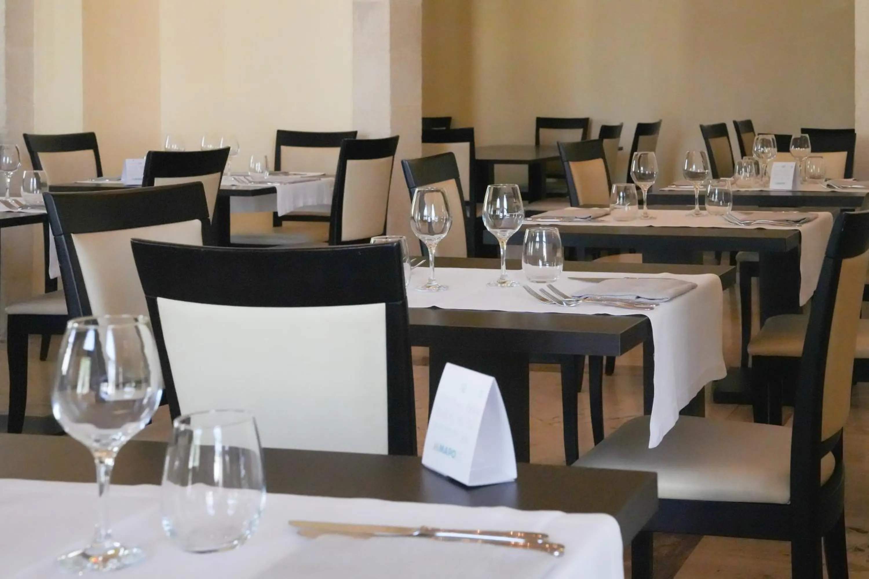 Restaurant/places to eat in Resort Villa Hermosa