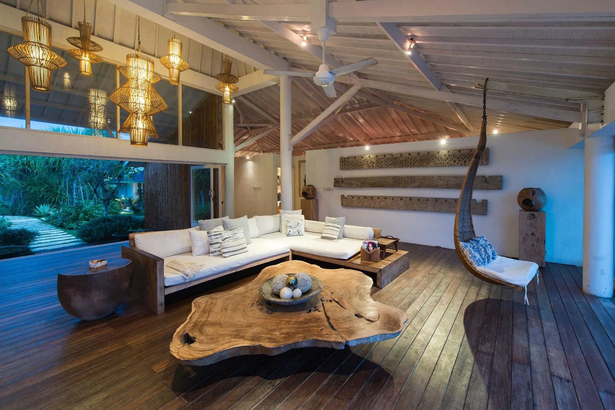 Living room, Bed in Villa Tranquilla