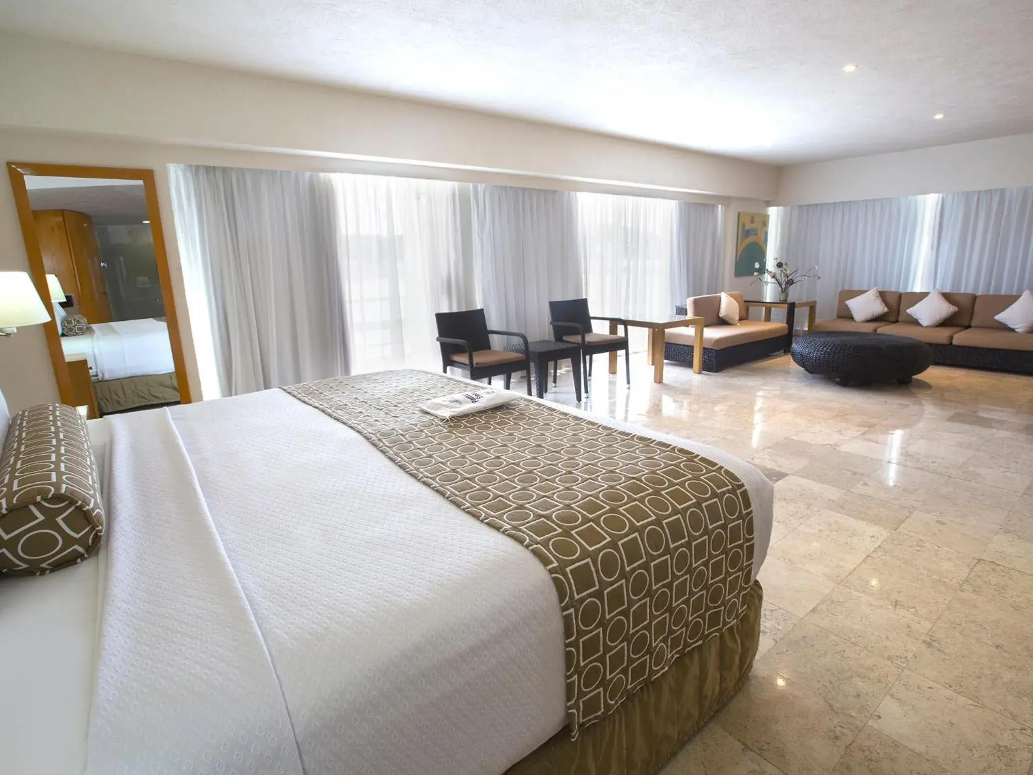 Bed in HS HOTSSON Hotel Acapulco Bed in HS HOTSSON Hotel Acapulco