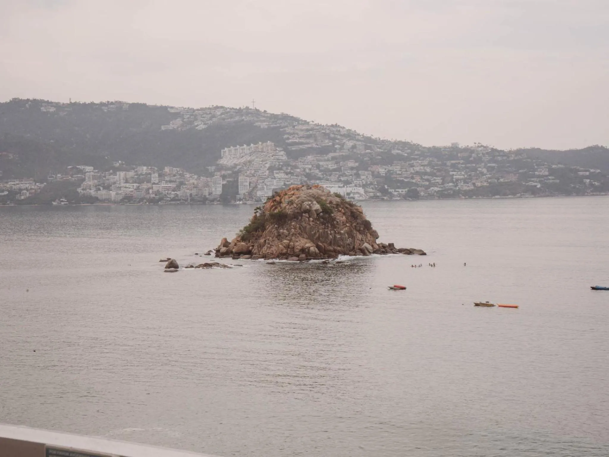 Nearby landmark in HS HOTSSON Hotel Acapulco