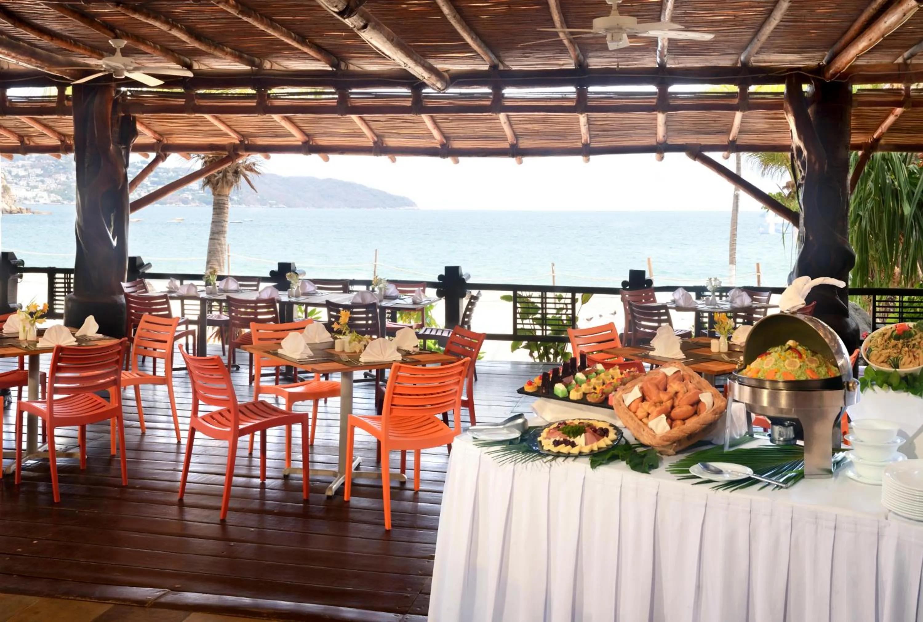 Restaurant/places to eat in HS HOTSSON Hotel Acapulco