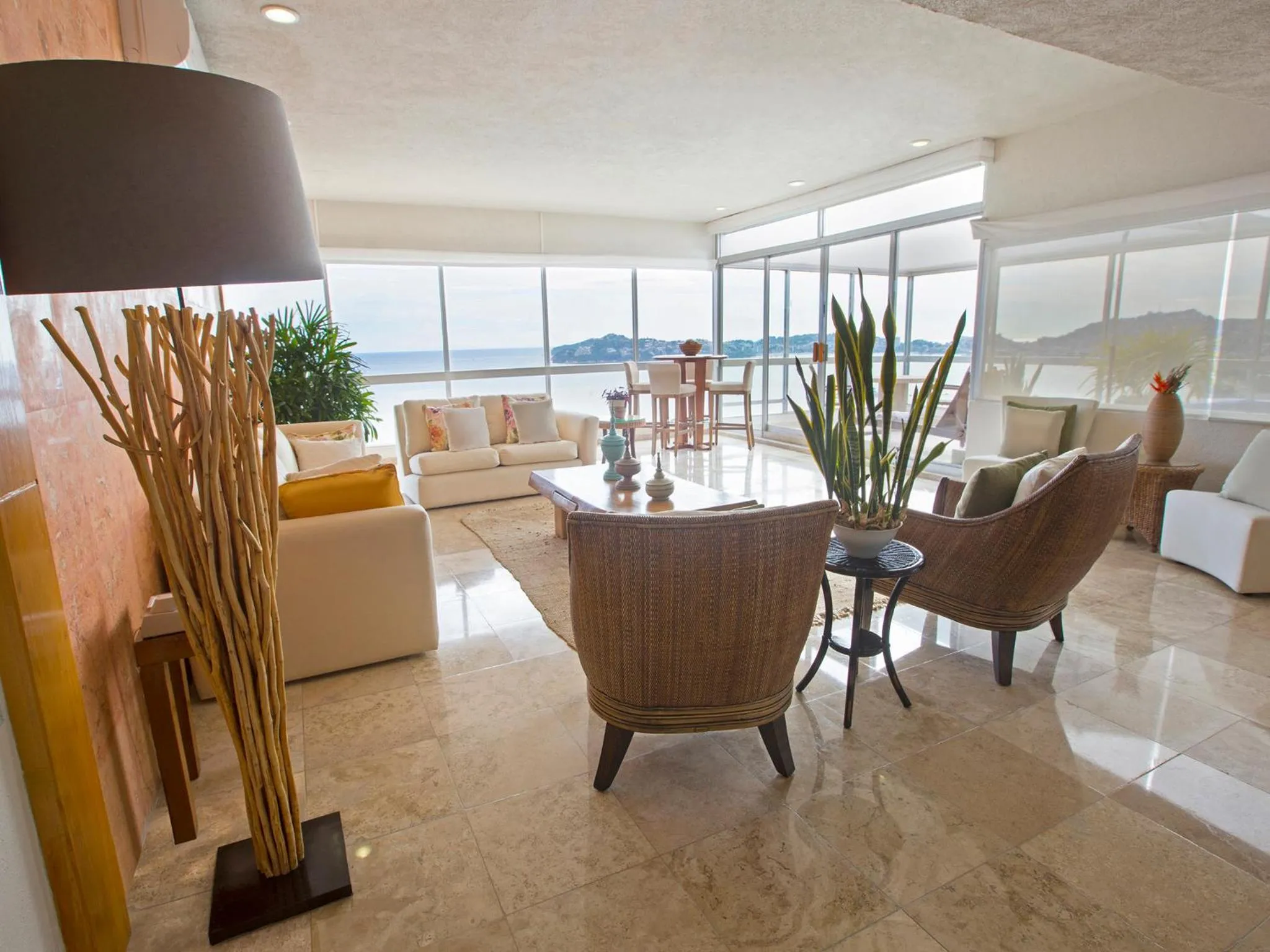 Balcony/Terrace in HS HOTSSON Hotel Acapulco