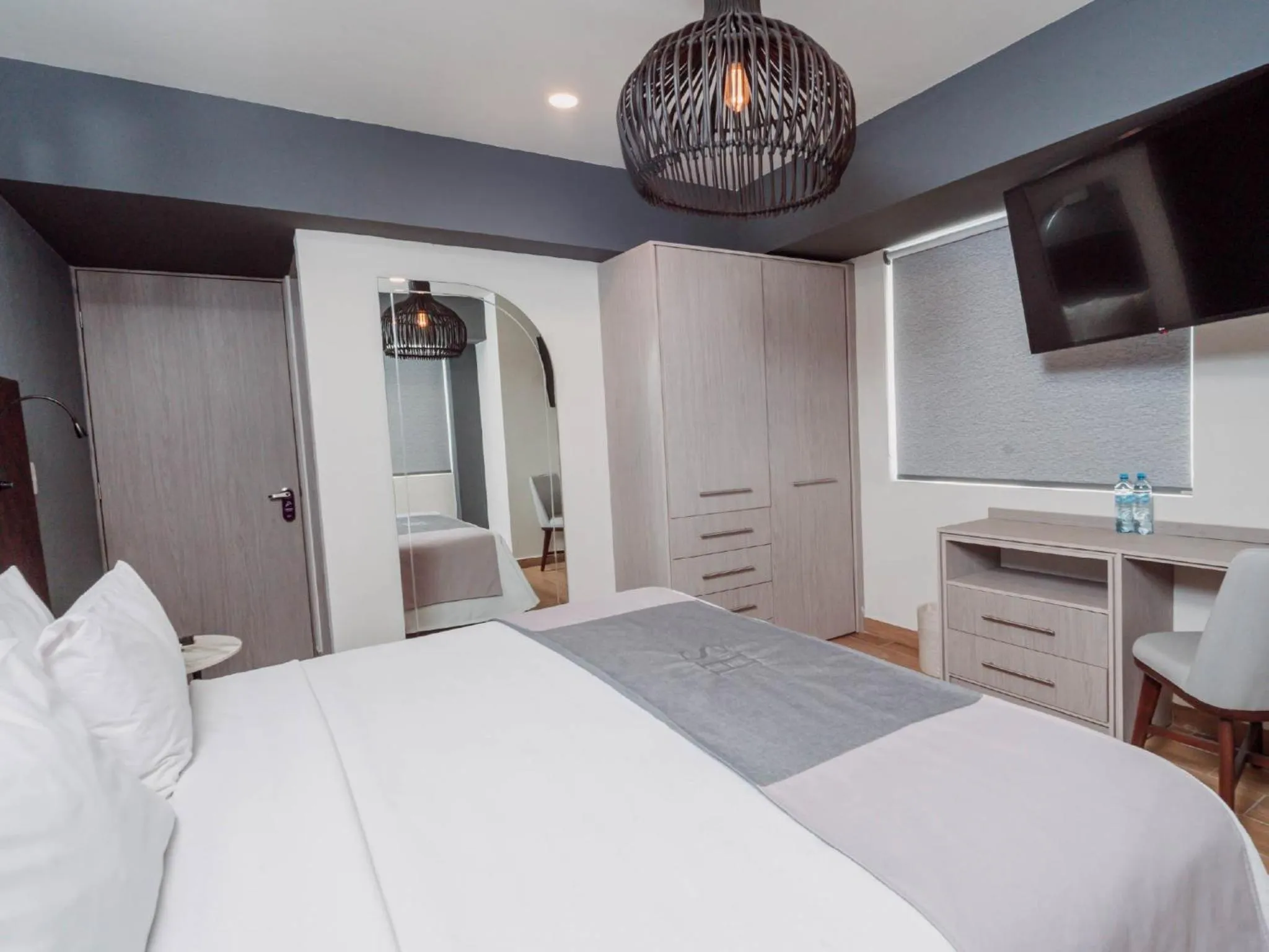 Communal lounge/ TV room, Bed in HS HOTSSON Hotel Acapulco