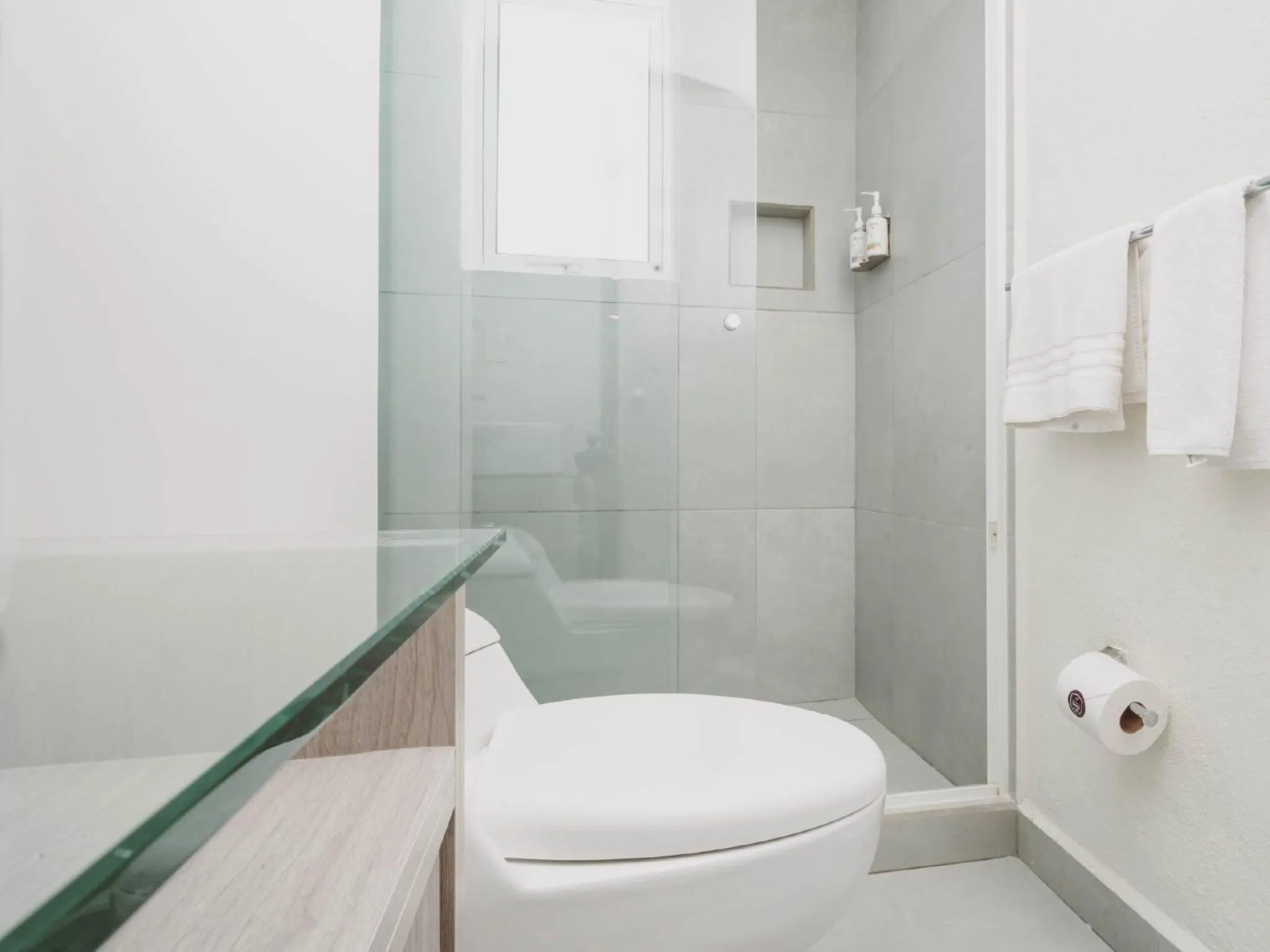 Bathroom in HS HOTSSON Hotel Acapulco