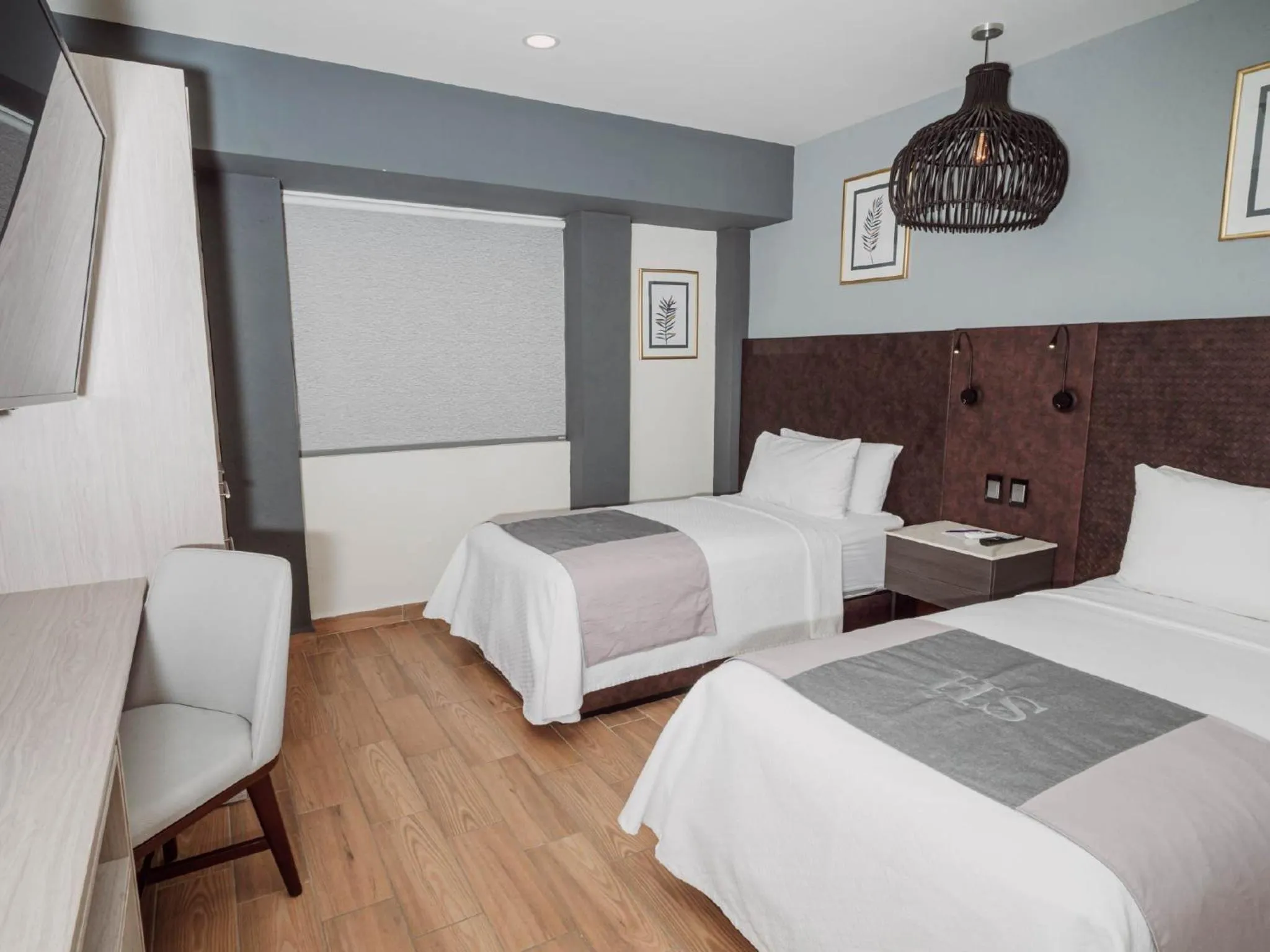 Communal lounge/ TV room, Bed in HS HOTSSON Hotel Acapulco