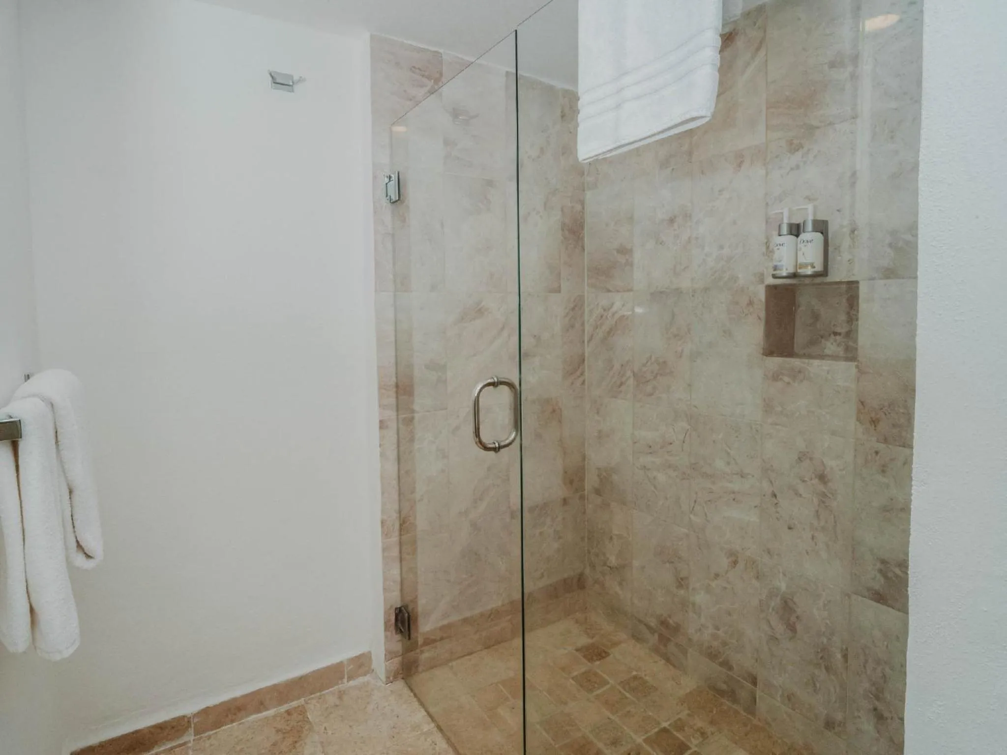 Bathroom in HS HOTSSON Hotel Acapulco