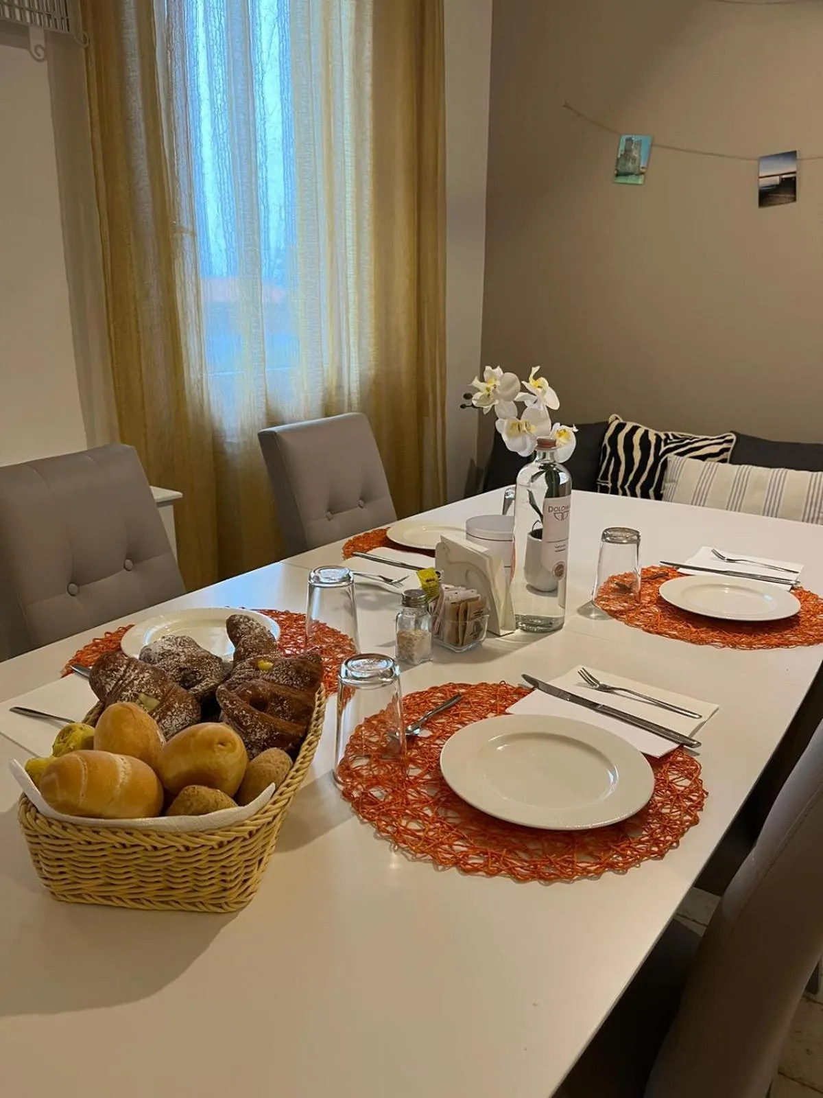 Breakfast in Villa Brema