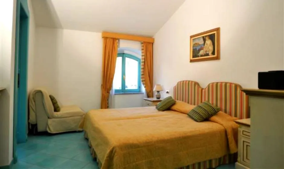 Bedroom, Bed in Hotel Villa Sirio