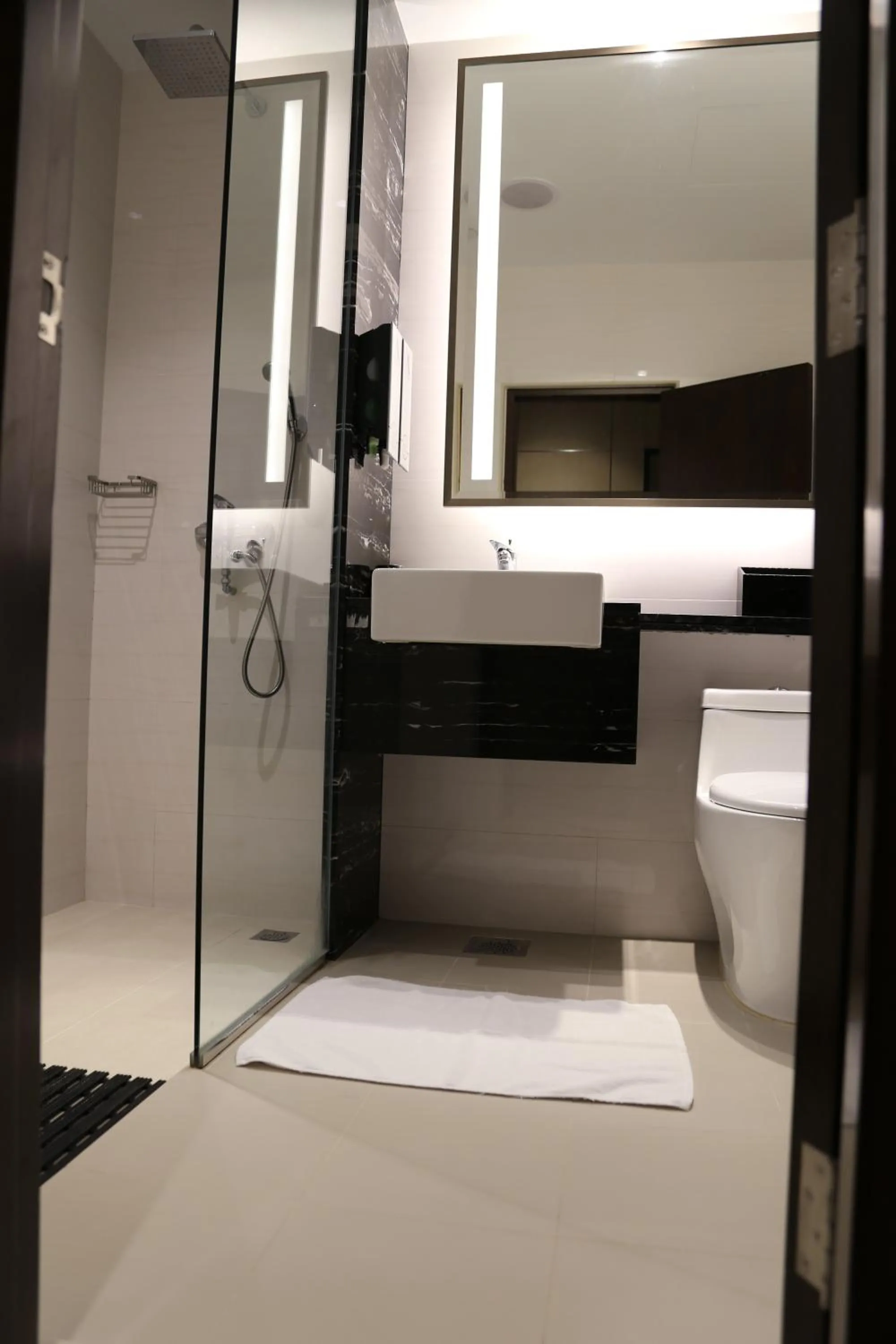 Shower in Ambassador Transit Hotel - Terminal 2