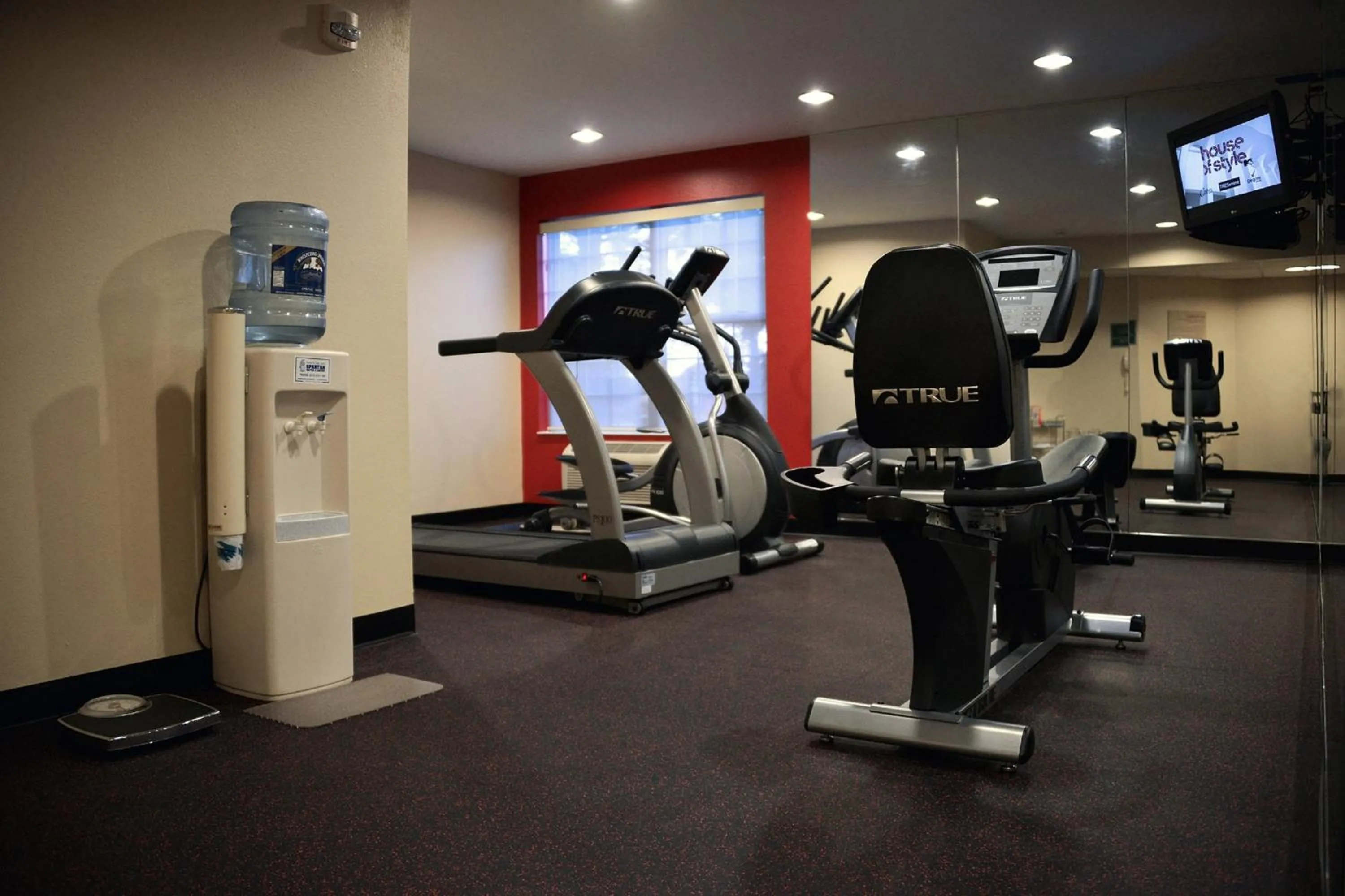 Fitness centre/facilities in TownePlace Suites by Marriott East Lansing