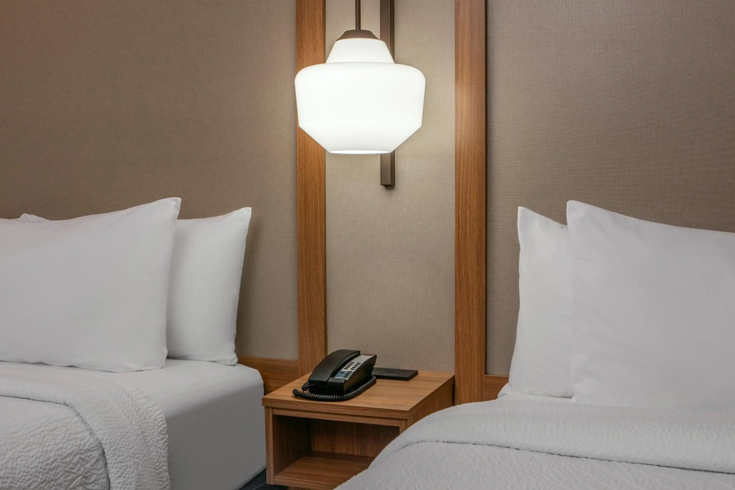 Bedroom, Bed in Fairfield Inn & Suites by Marriott Brunswick Freeport