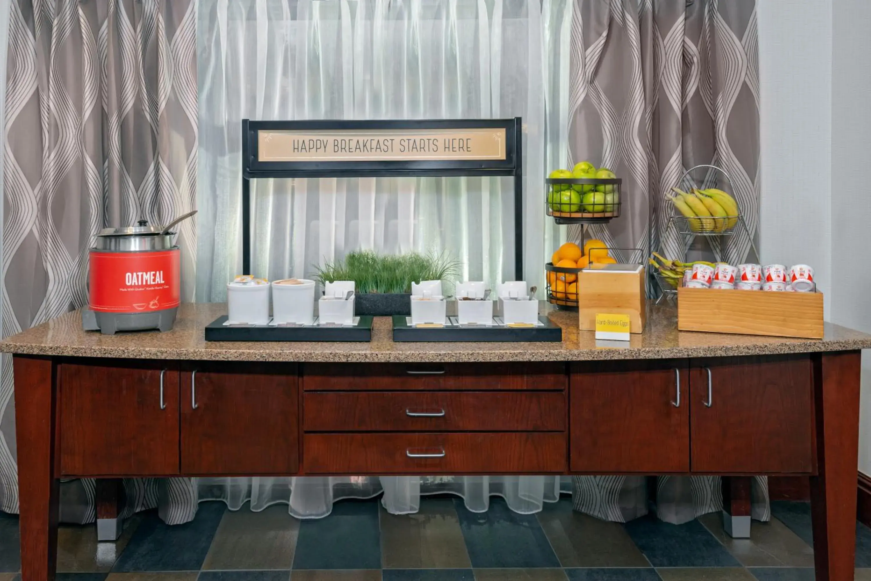 Breakfast in Hampton Inn South Plainfield-Piscataway Breakfast in Hampton Inn South Plainfield-Piscataway