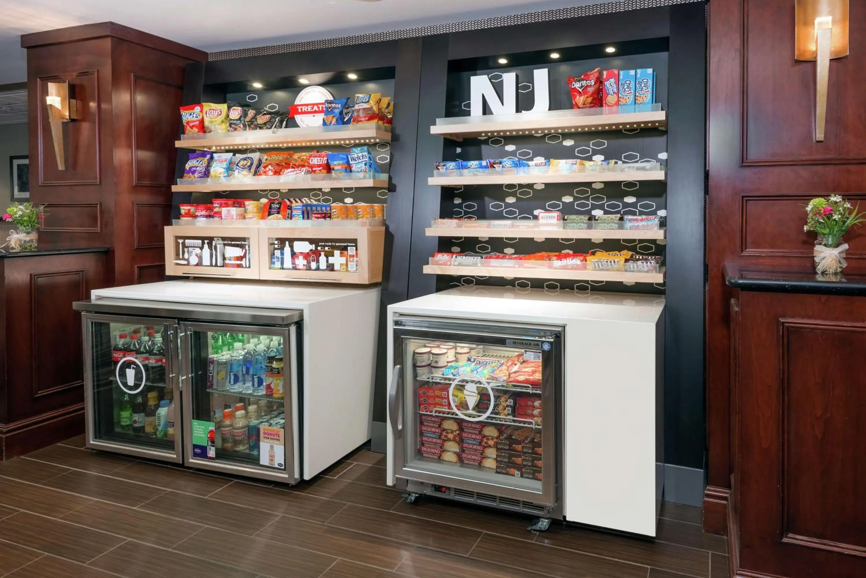 Restaurant/places to eat in Hampton Inn South Plainfield-Piscataway