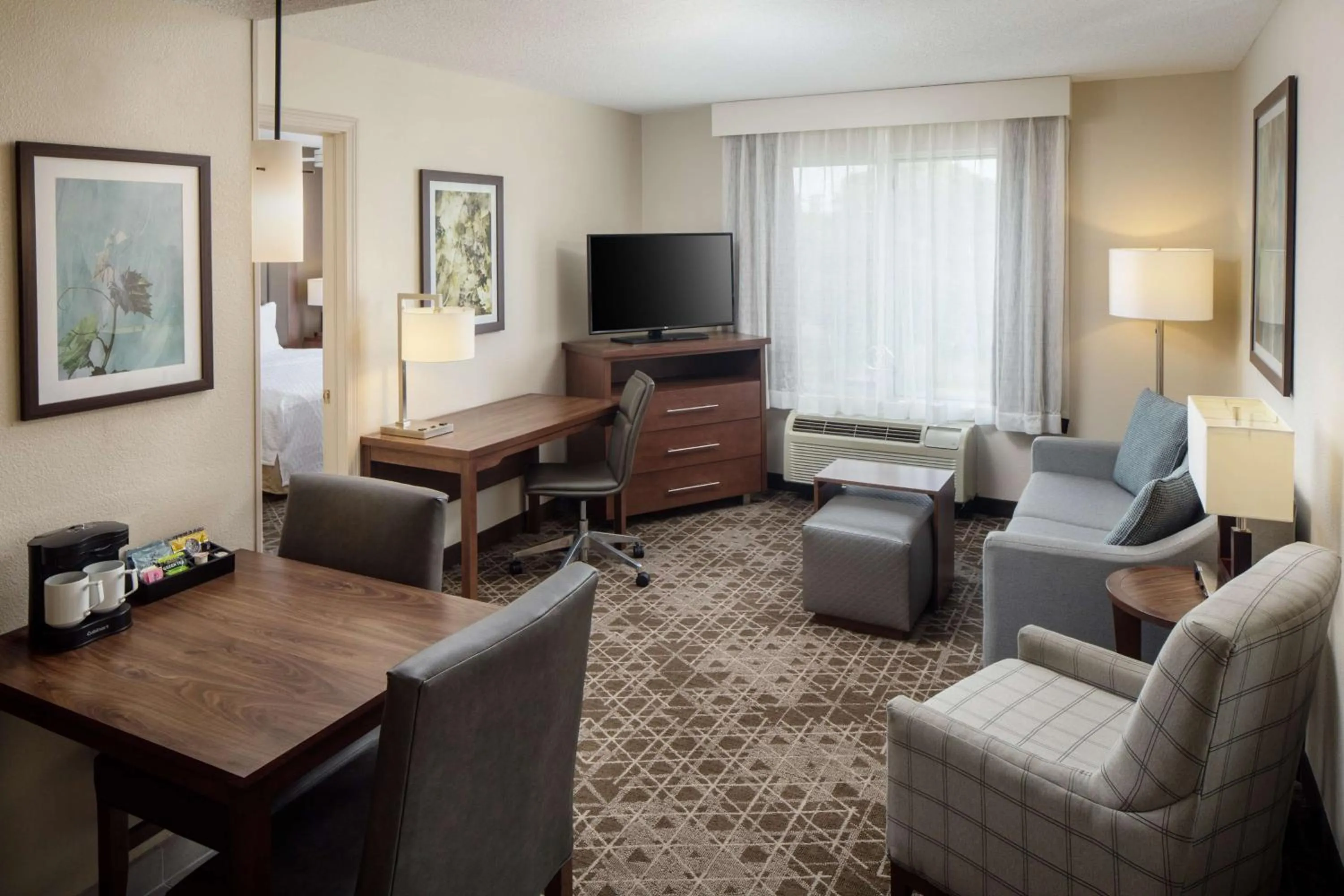 Living room in Homewood Suites by Hilton Wallingford-Meriden