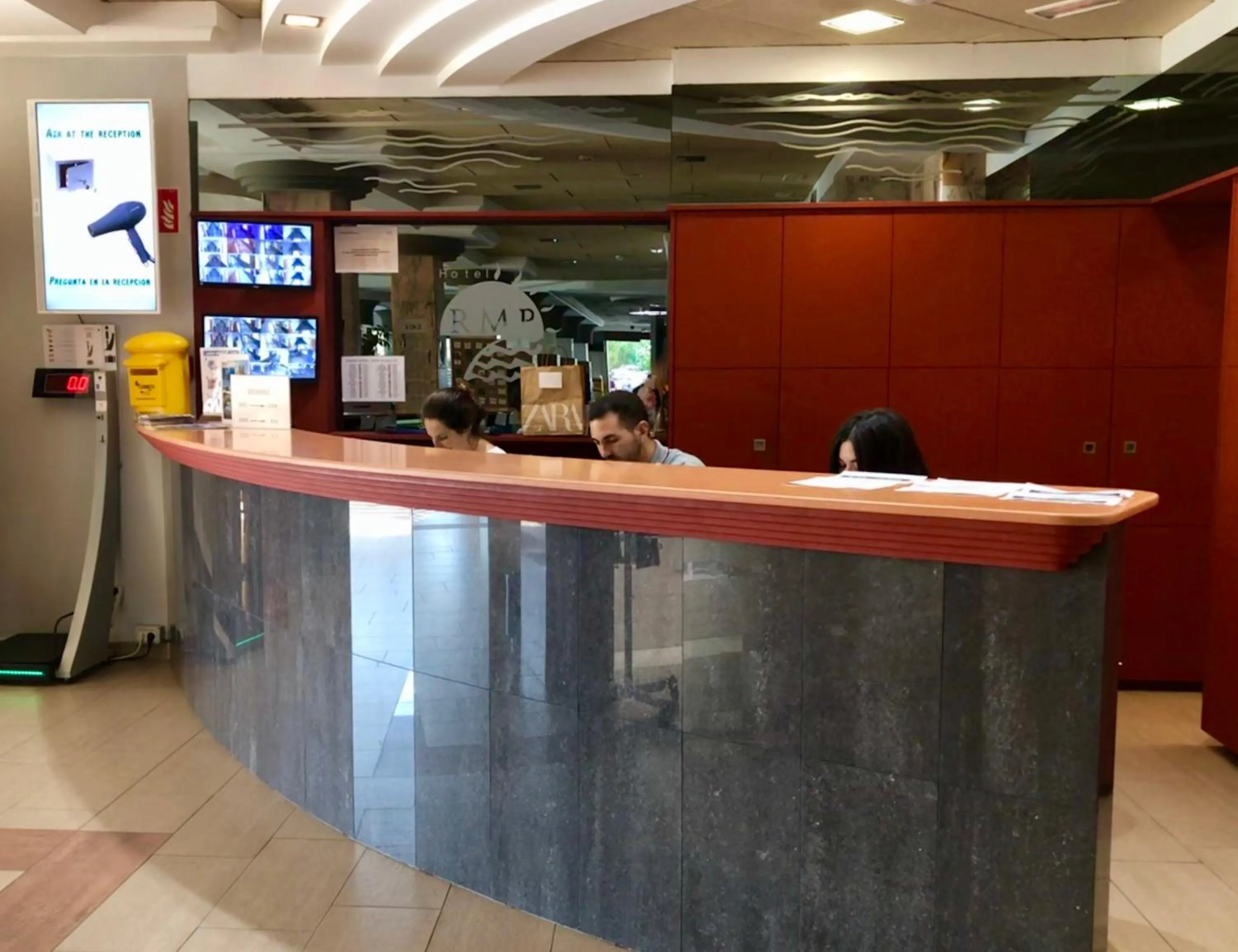 Staff in Hotel Reymar Playa