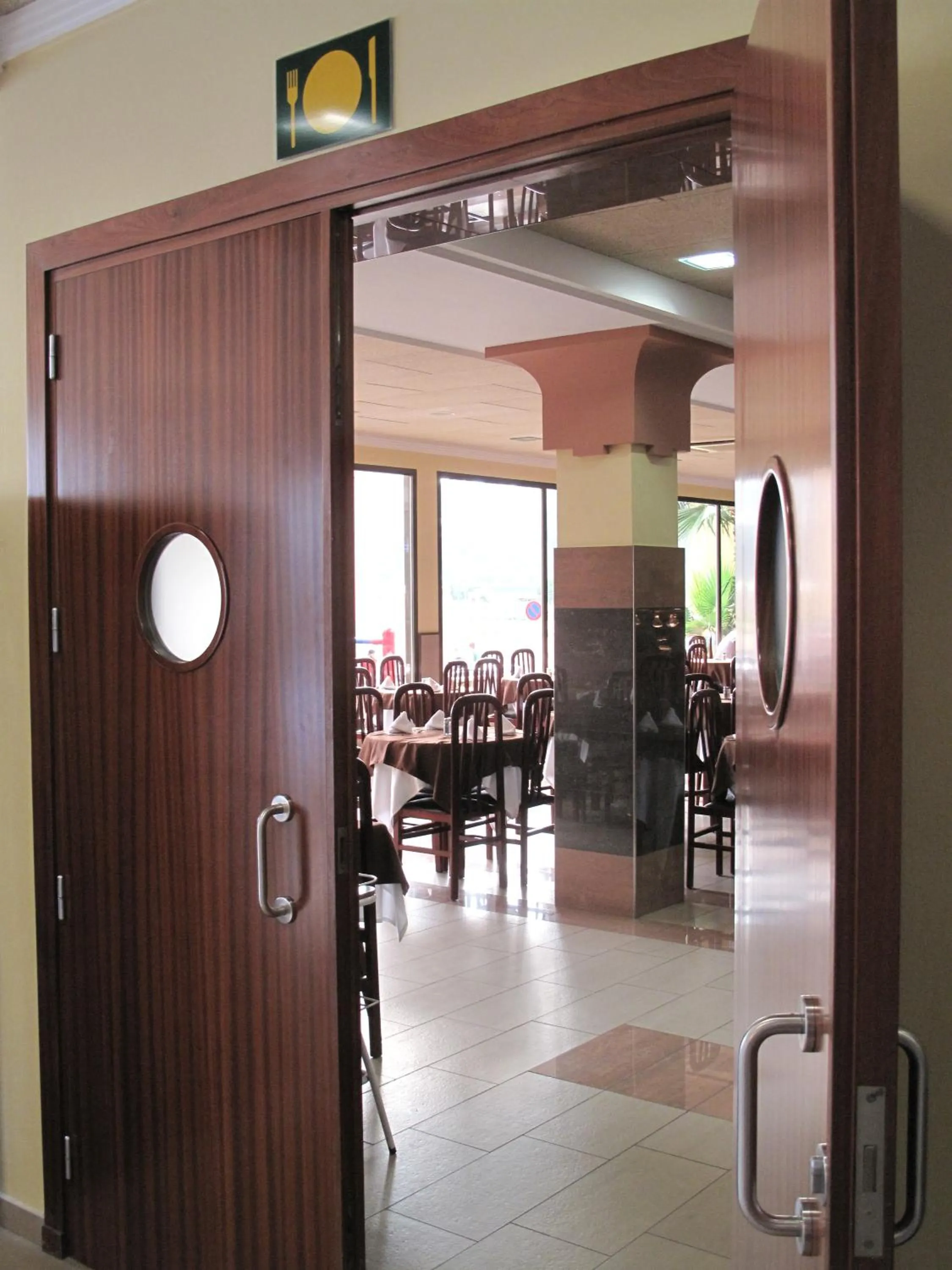 Restaurant/places to eat in Hotel Reymar Playa