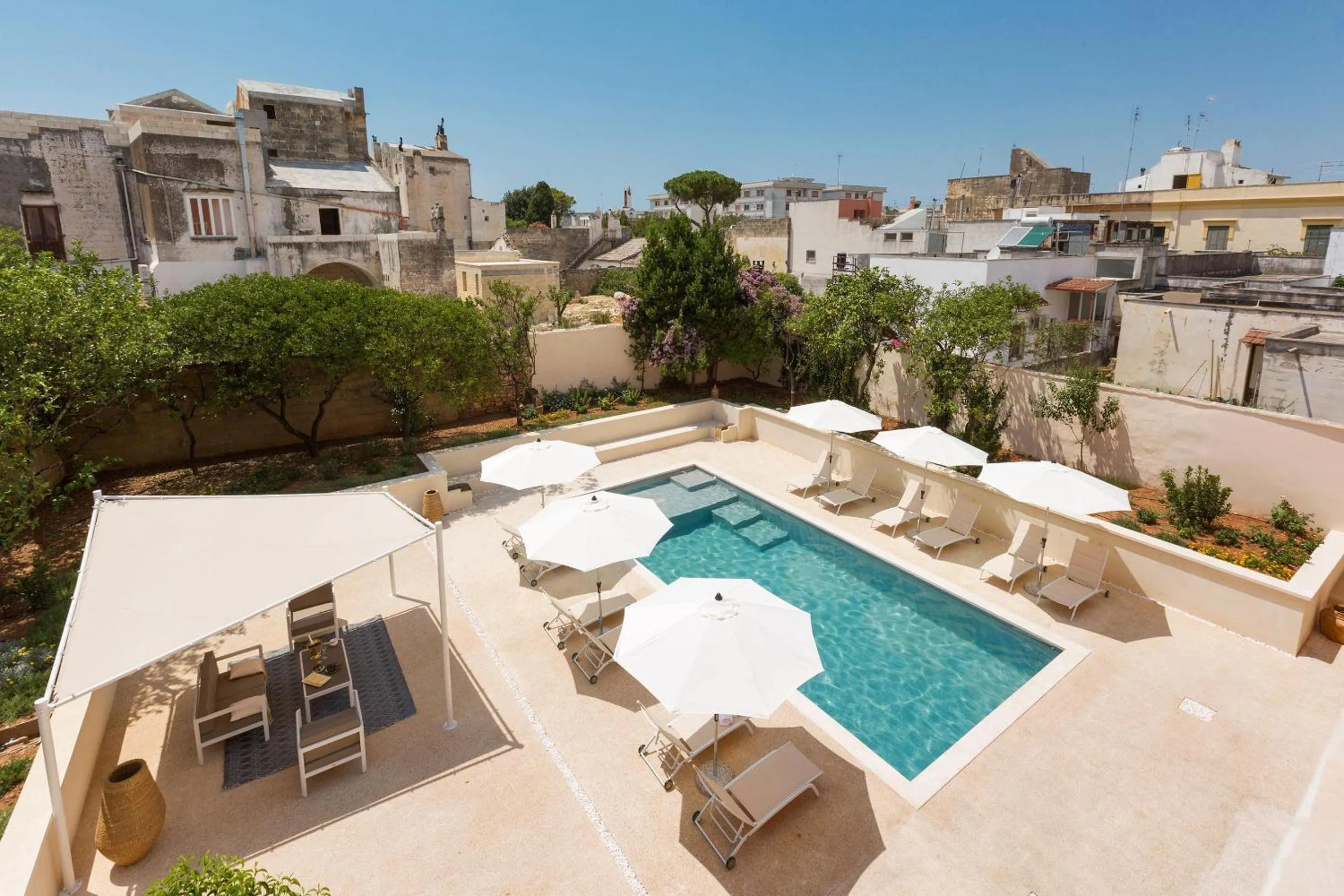 Swimming pool in Palazzo Fasti