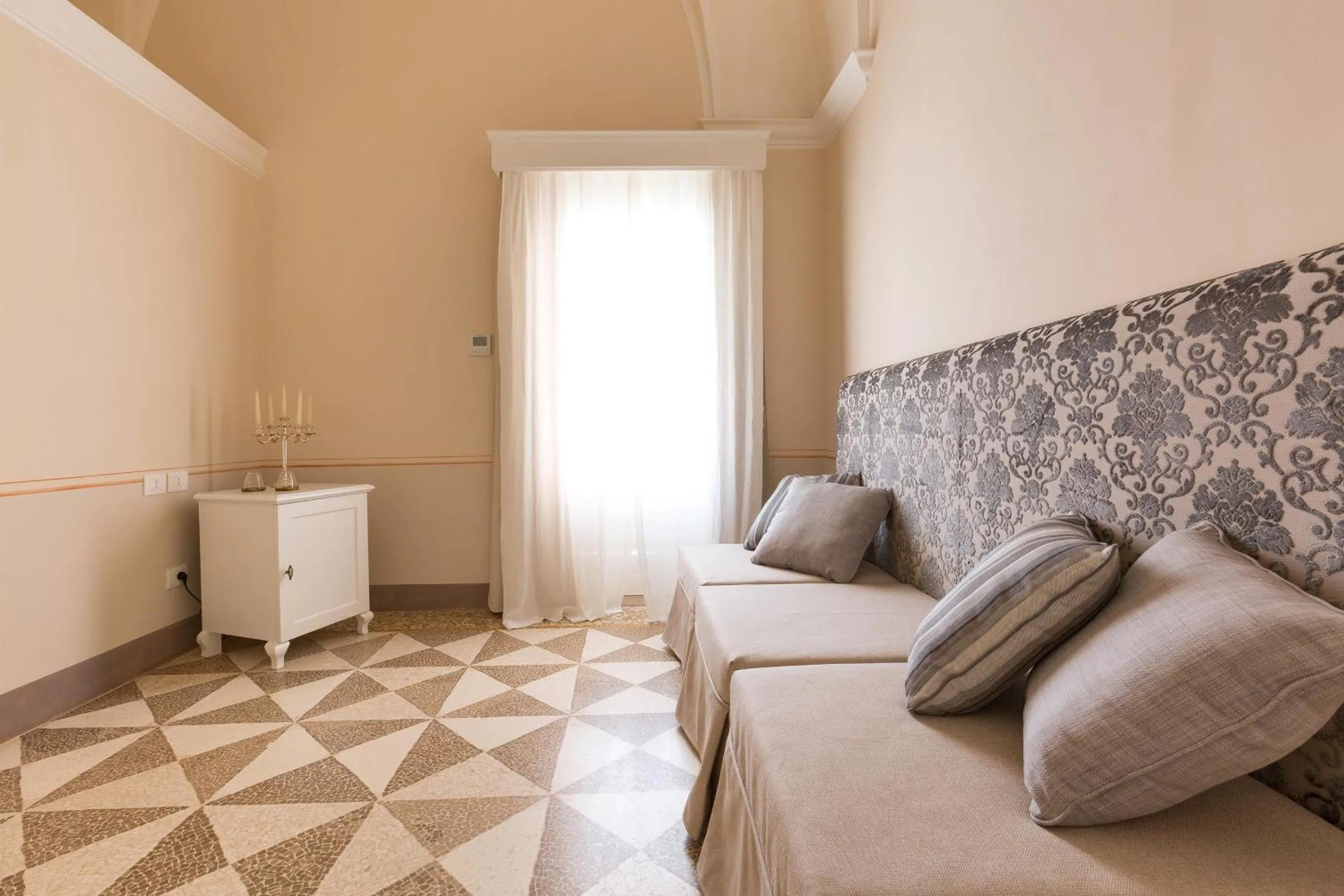 Bedroom in Palazzo Fasti