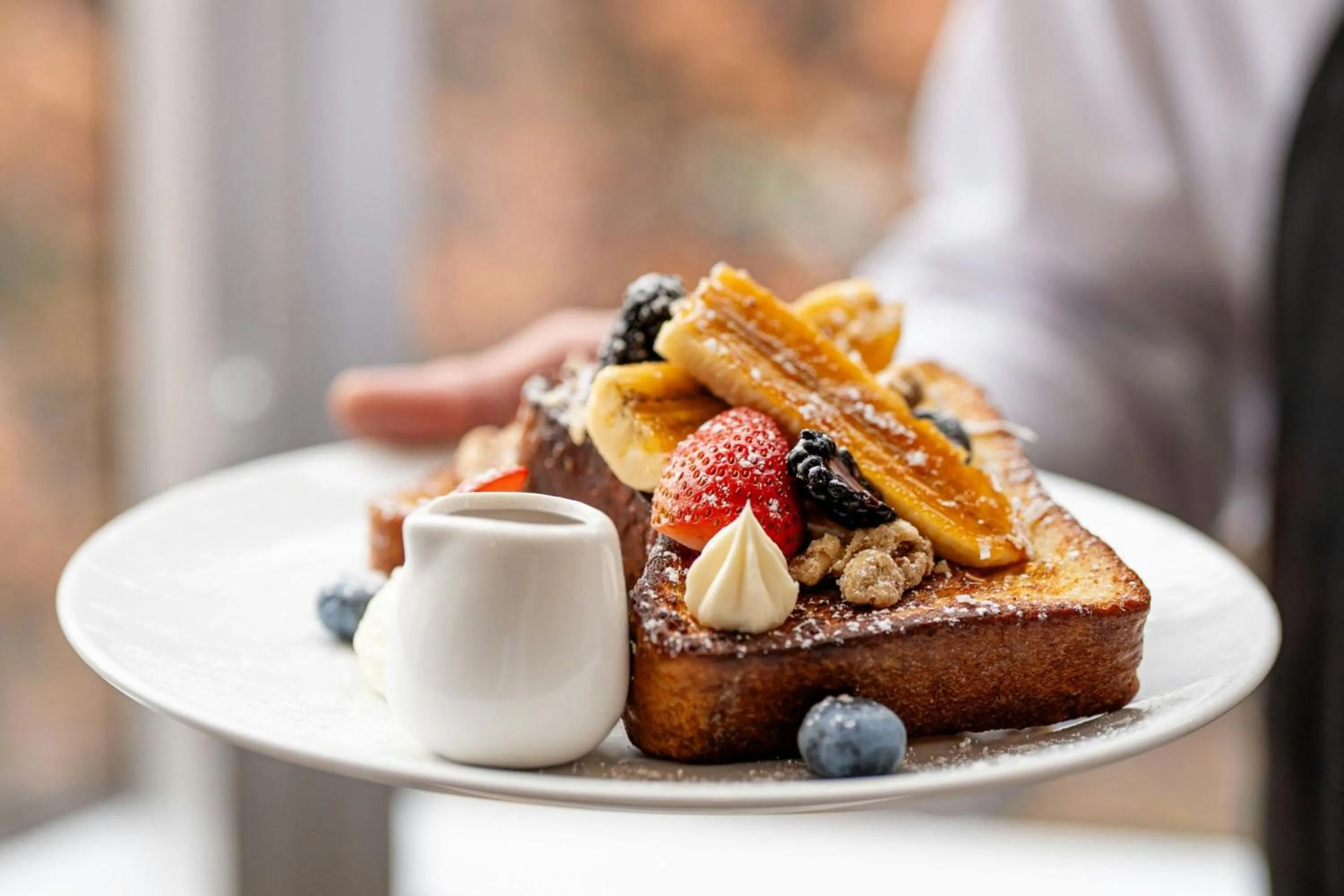 Restaurant/places to eat in Sheraton Vancouver Wall Centre