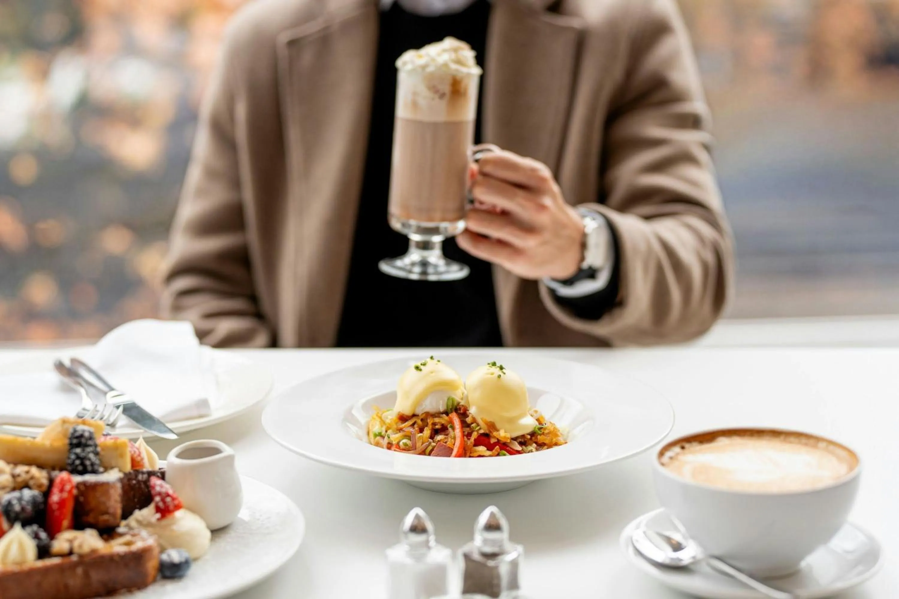 Restaurant/places to eat in Sheraton Vancouver Wall Centre