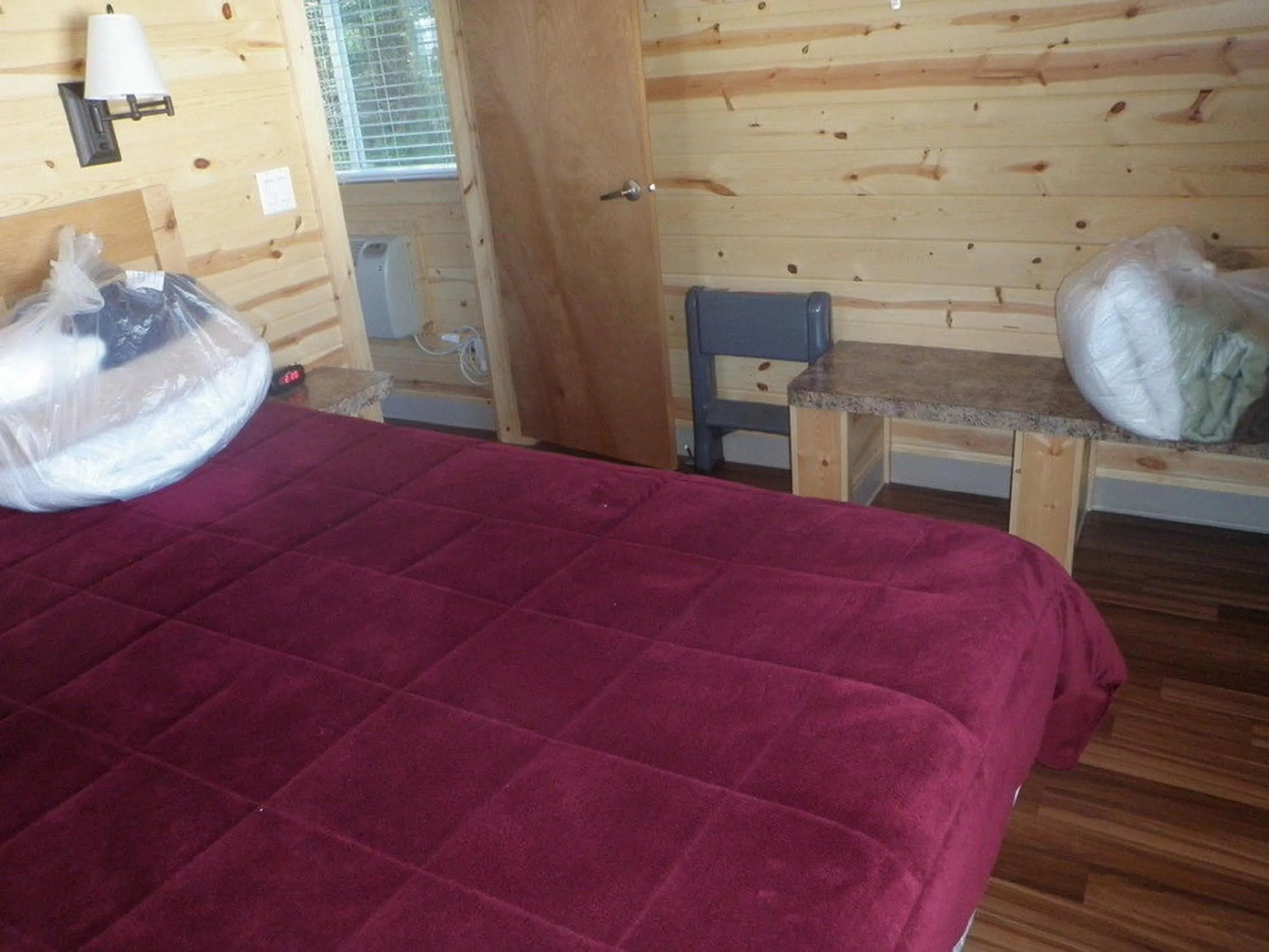Bed in Seaside Camping Resort Cottage 11