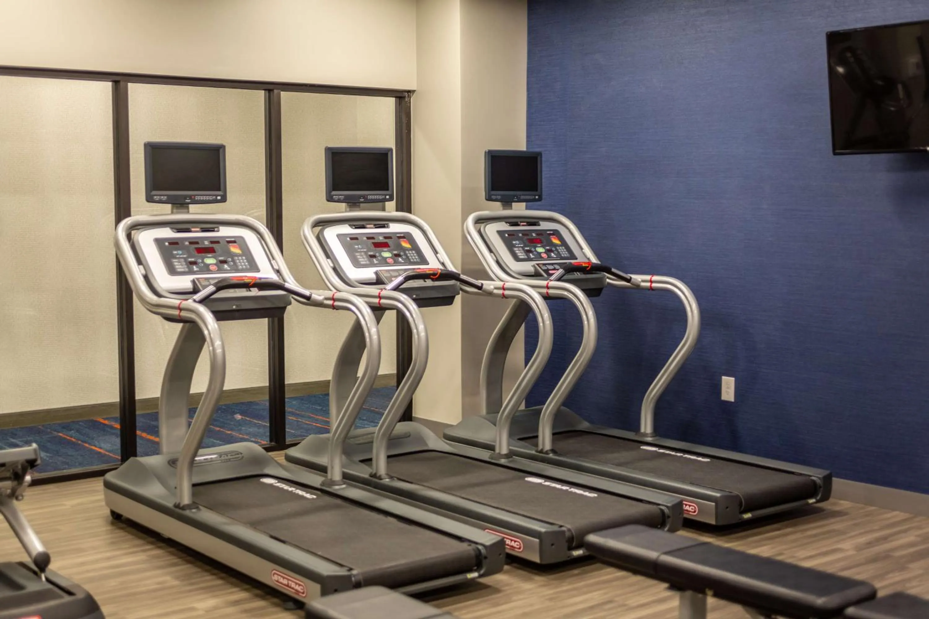 Fitness centre/facilities in Hampton Inn Winchester