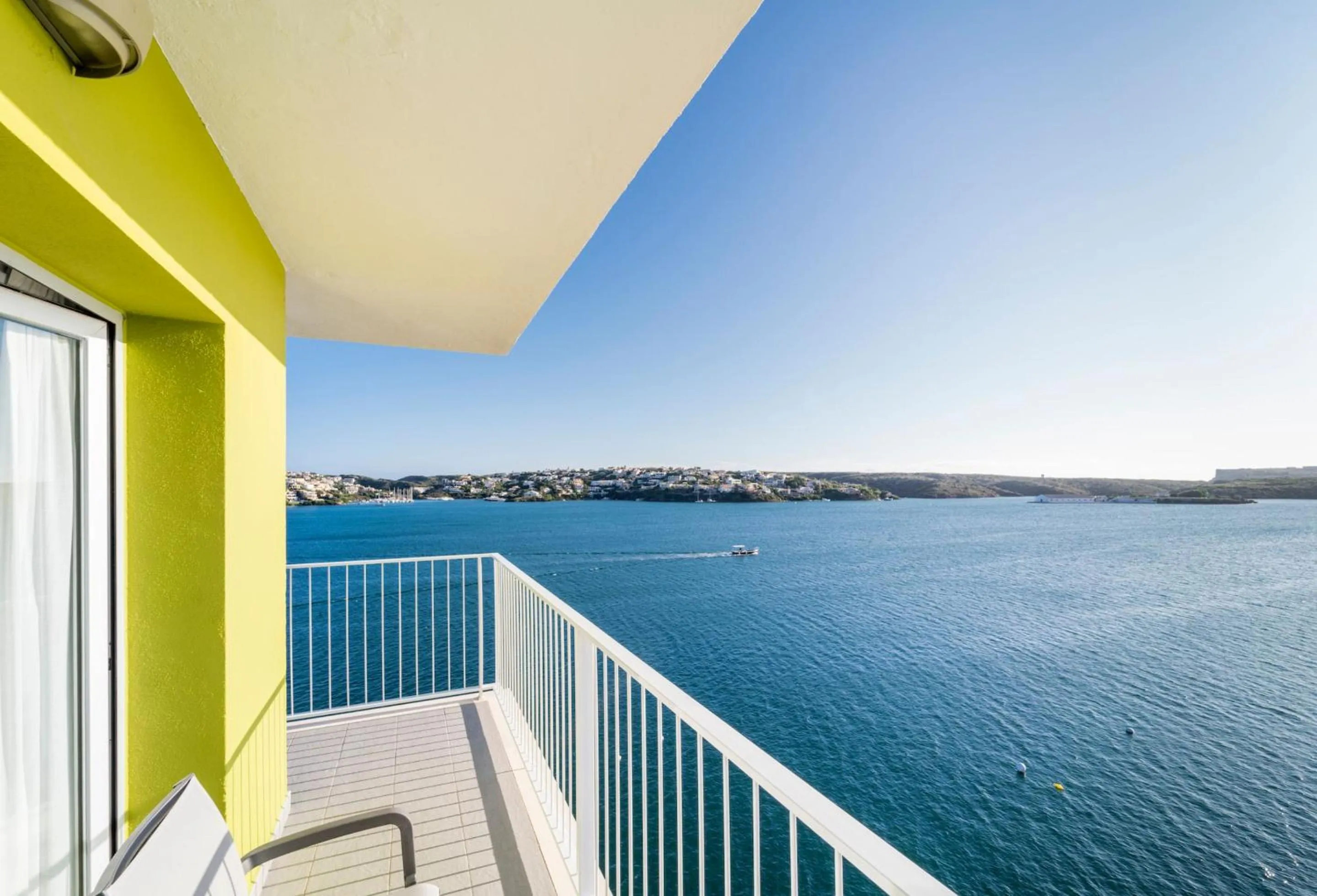 Off site in ARTIEM Carlos - Adults Only