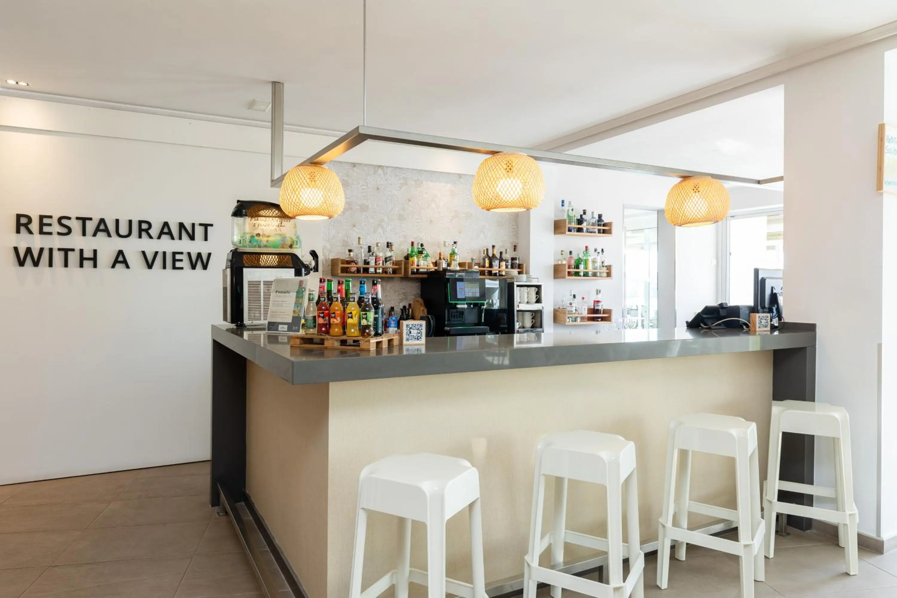 Lounge or bar in ARTIEM Carlos - Adults Only