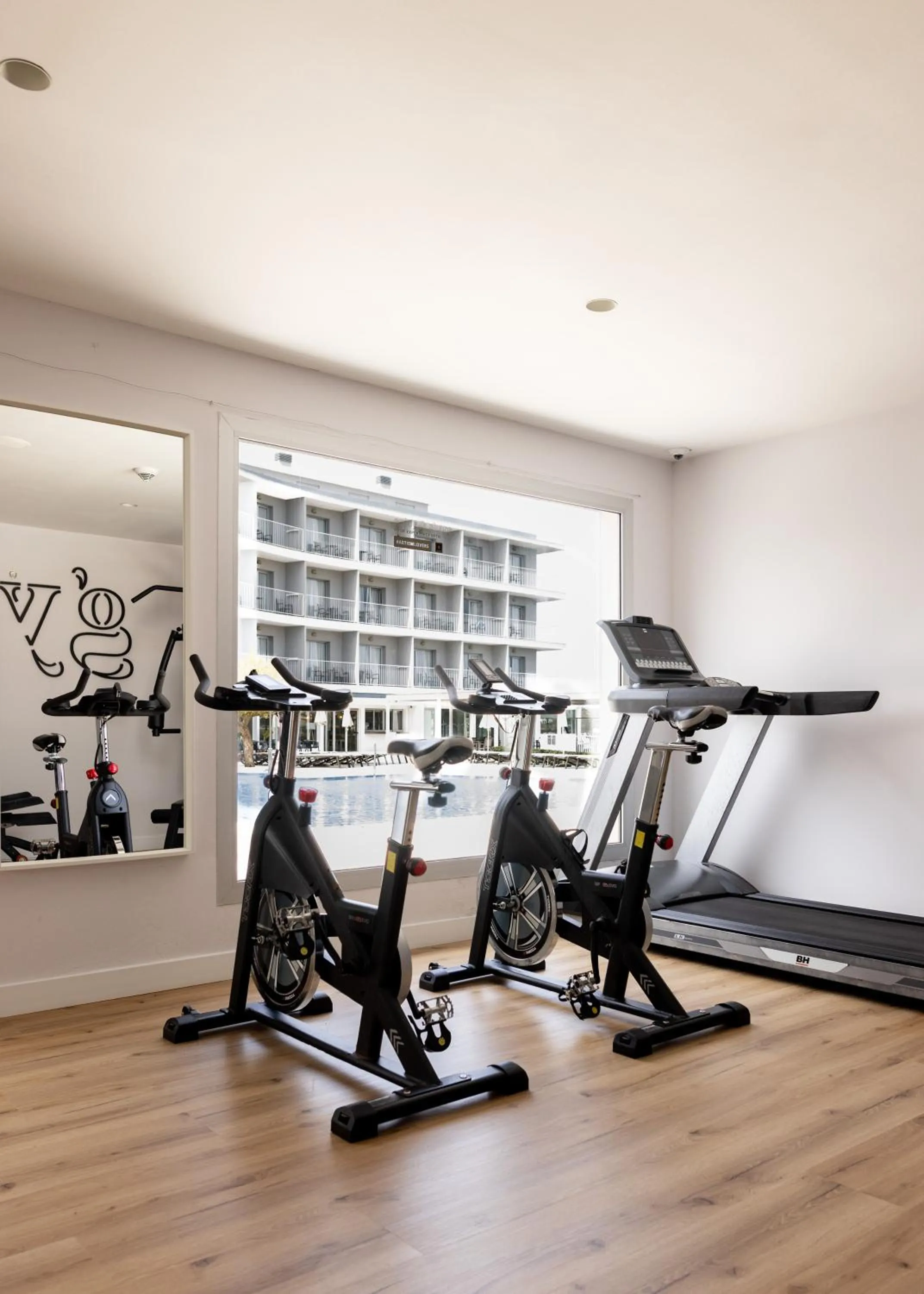 Fitness centre/facilities in ARTIEM Carlos - Adults Only
