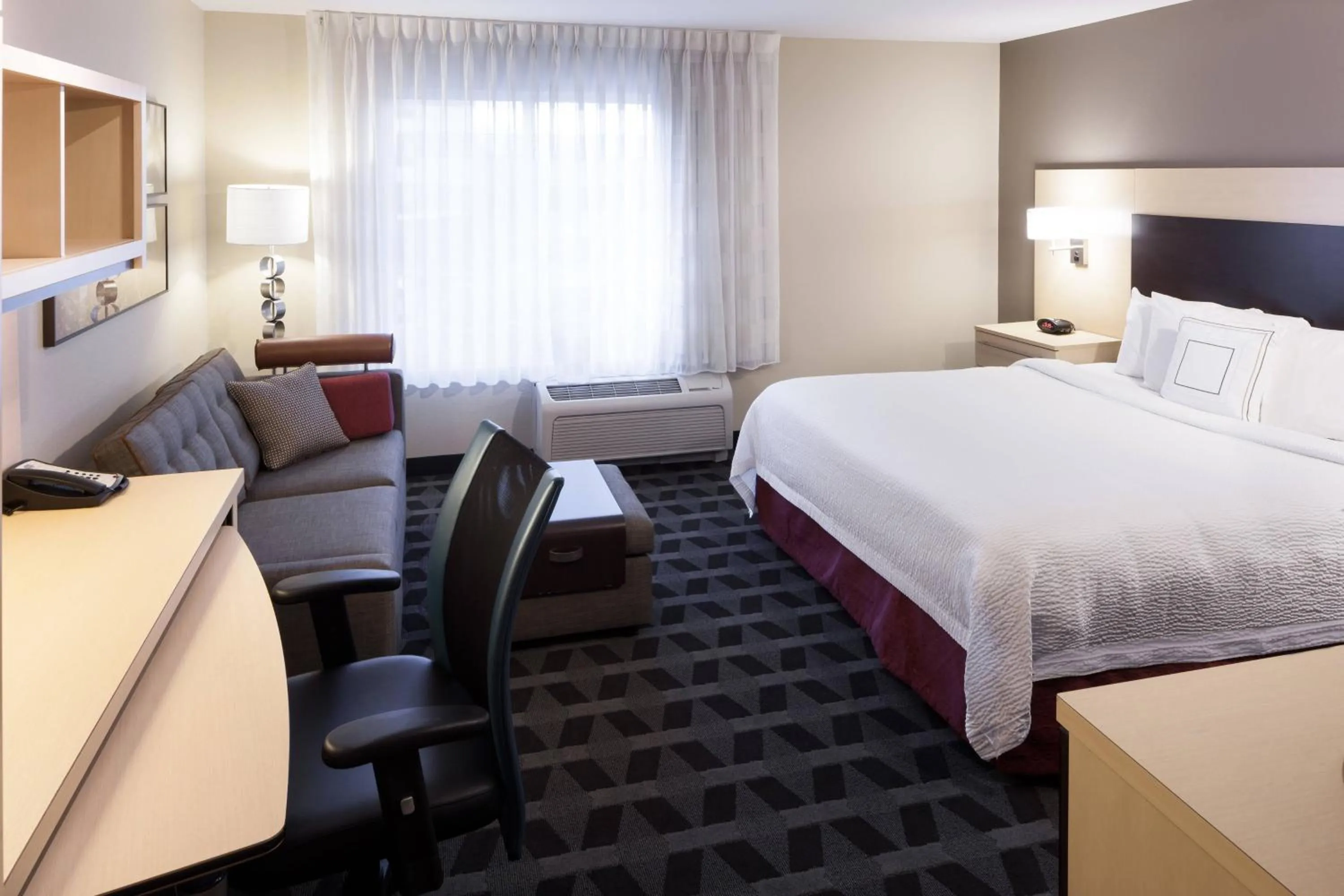 Photo of the whole room, Bed in TownePlace Suites by Marriott Little Rock West