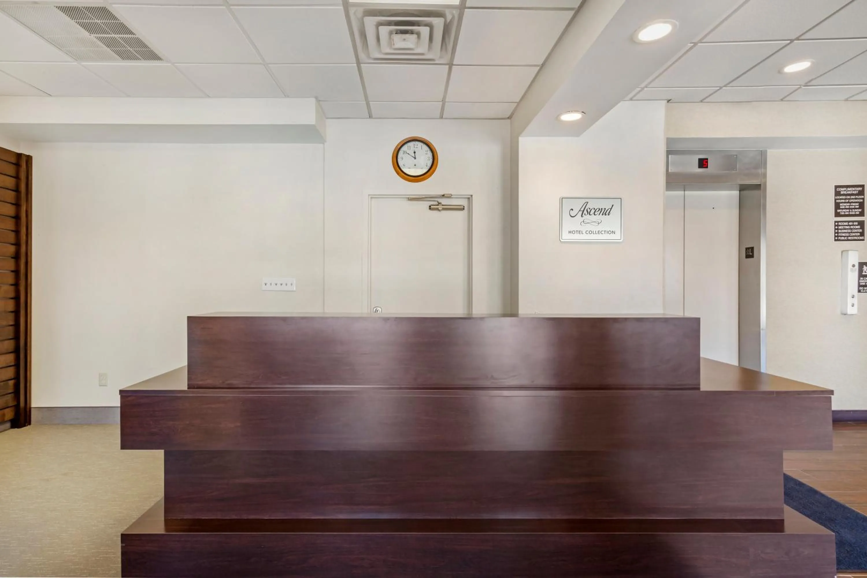 Lobby or reception in The Capitol Hotel