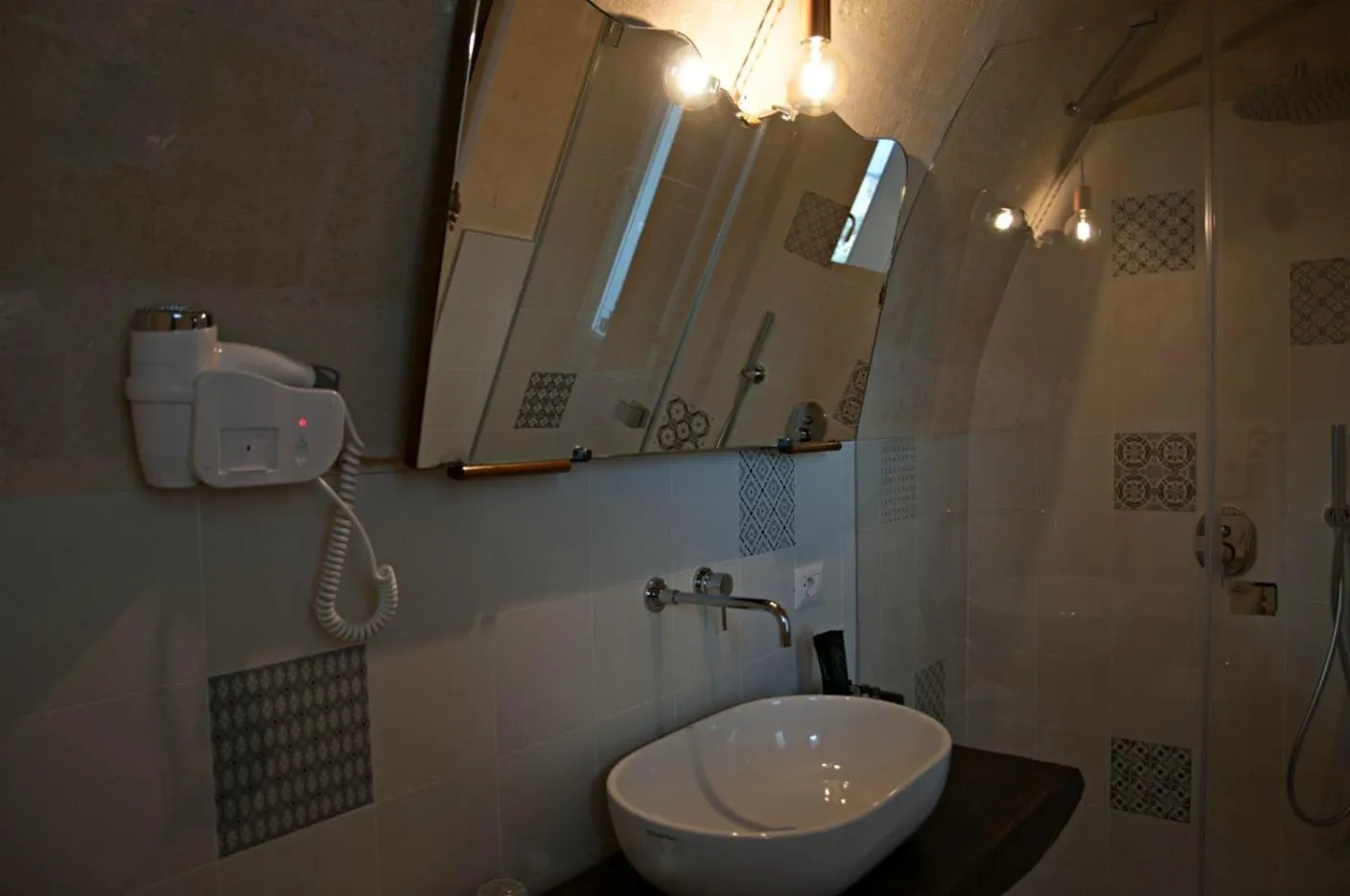 Bathroom in Le Origini