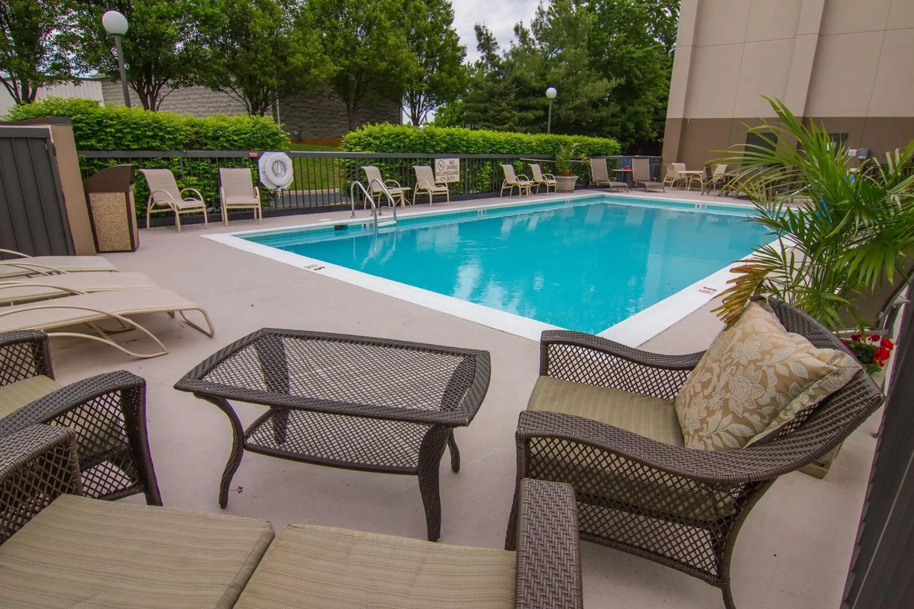 Pool view in Hampton Inn Winchester-University/ Mall Pool view in Hampton Inn Winchester-University/ Mall