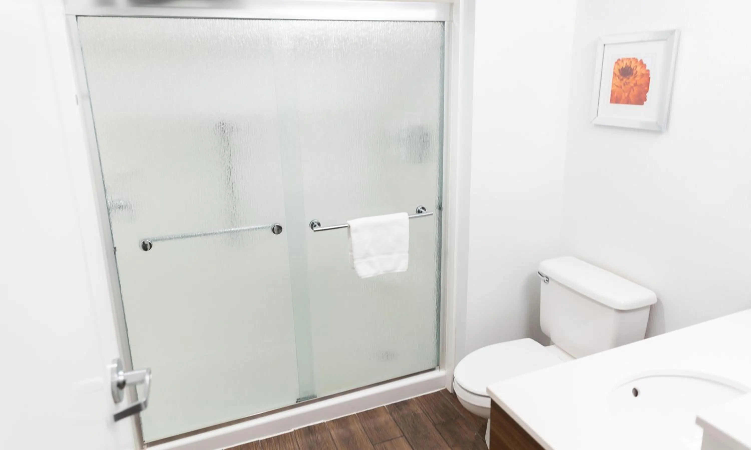 Bathroom in Hampton Inn Williamsport