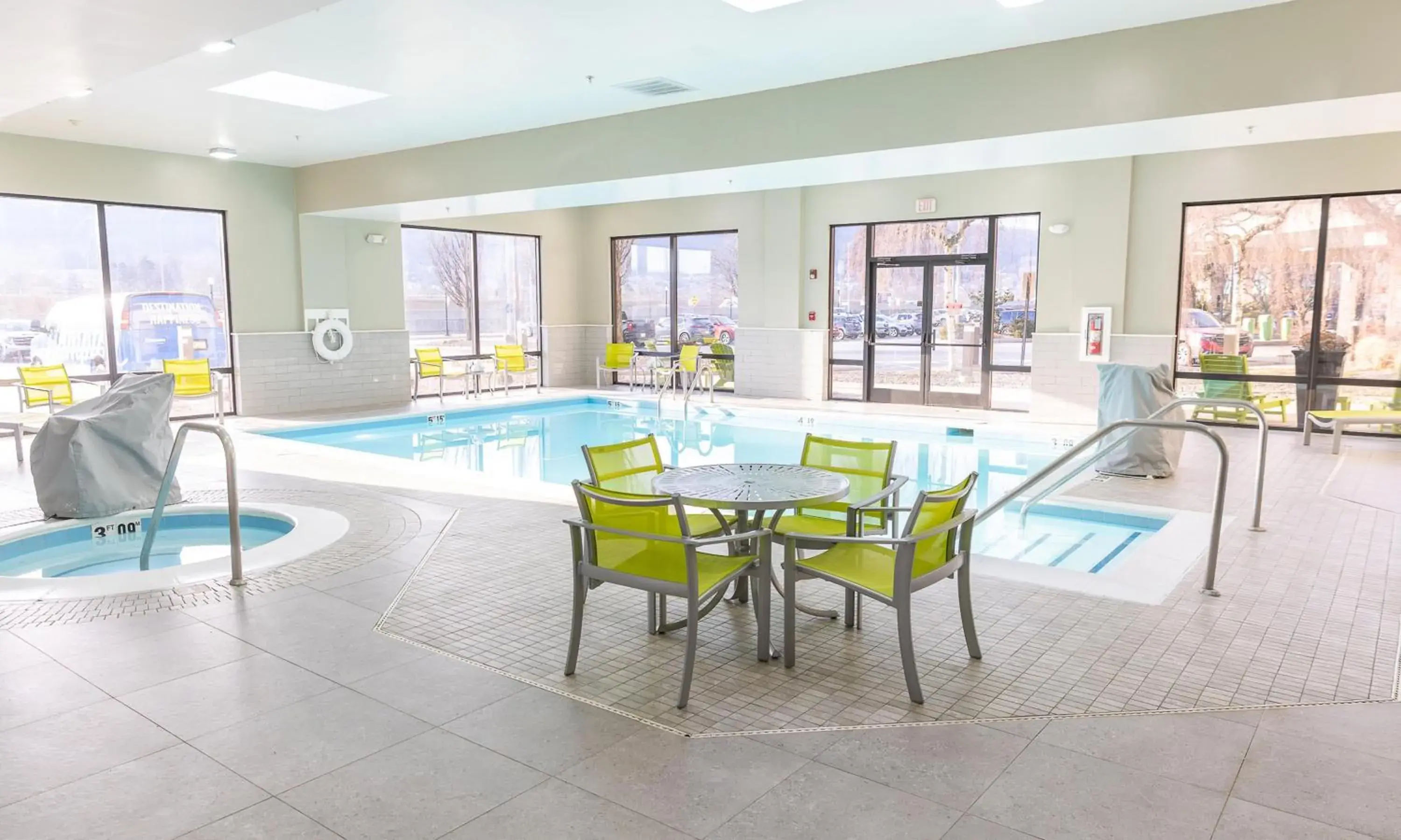 Pool view in Hampton Inn Williamsport Pool view in Hampton Inn Williamsport