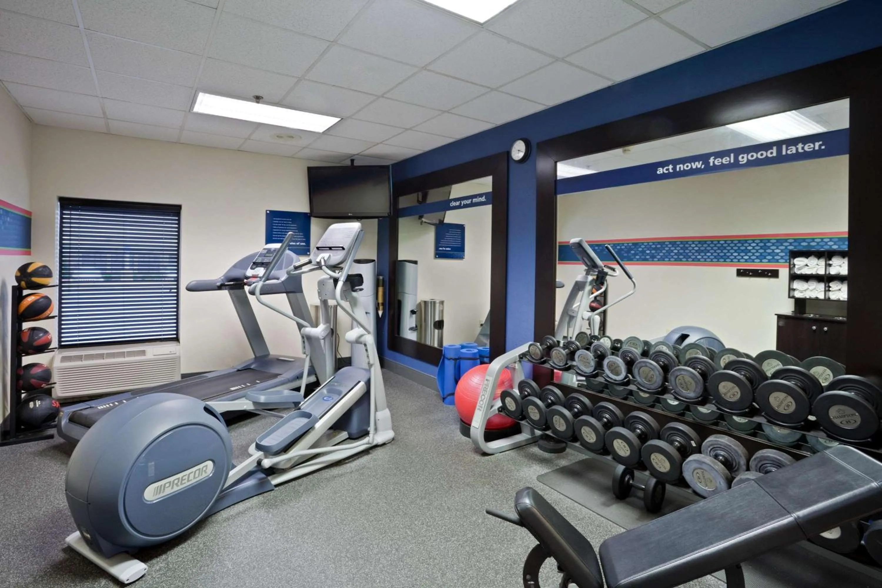 Fitness centre/facilities in Hampton Inn Williamsport