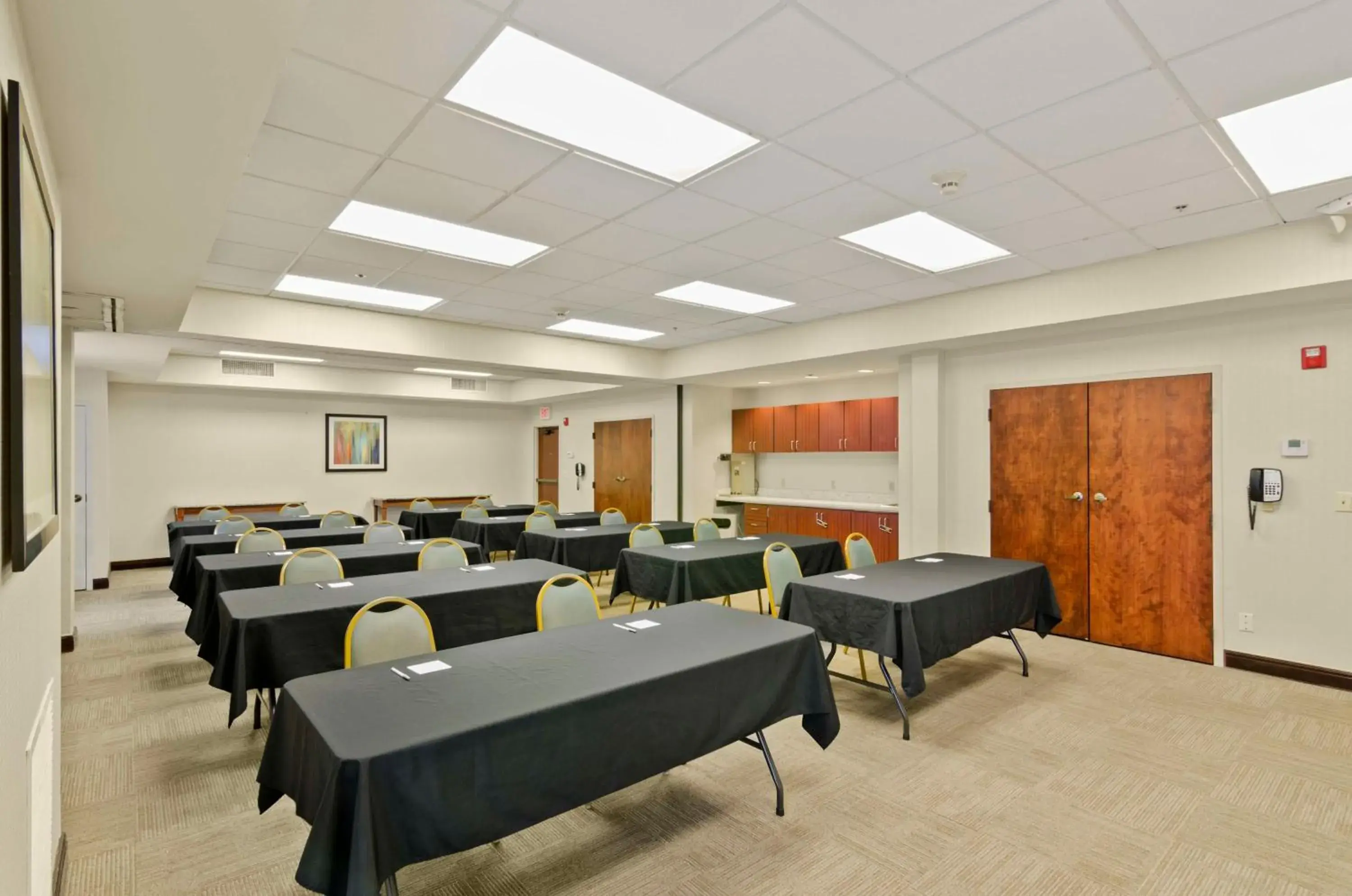 Meeting/conference room in Hampton Inn Mount Dora Meeting/conference room in Hampton Inn Mount Dora