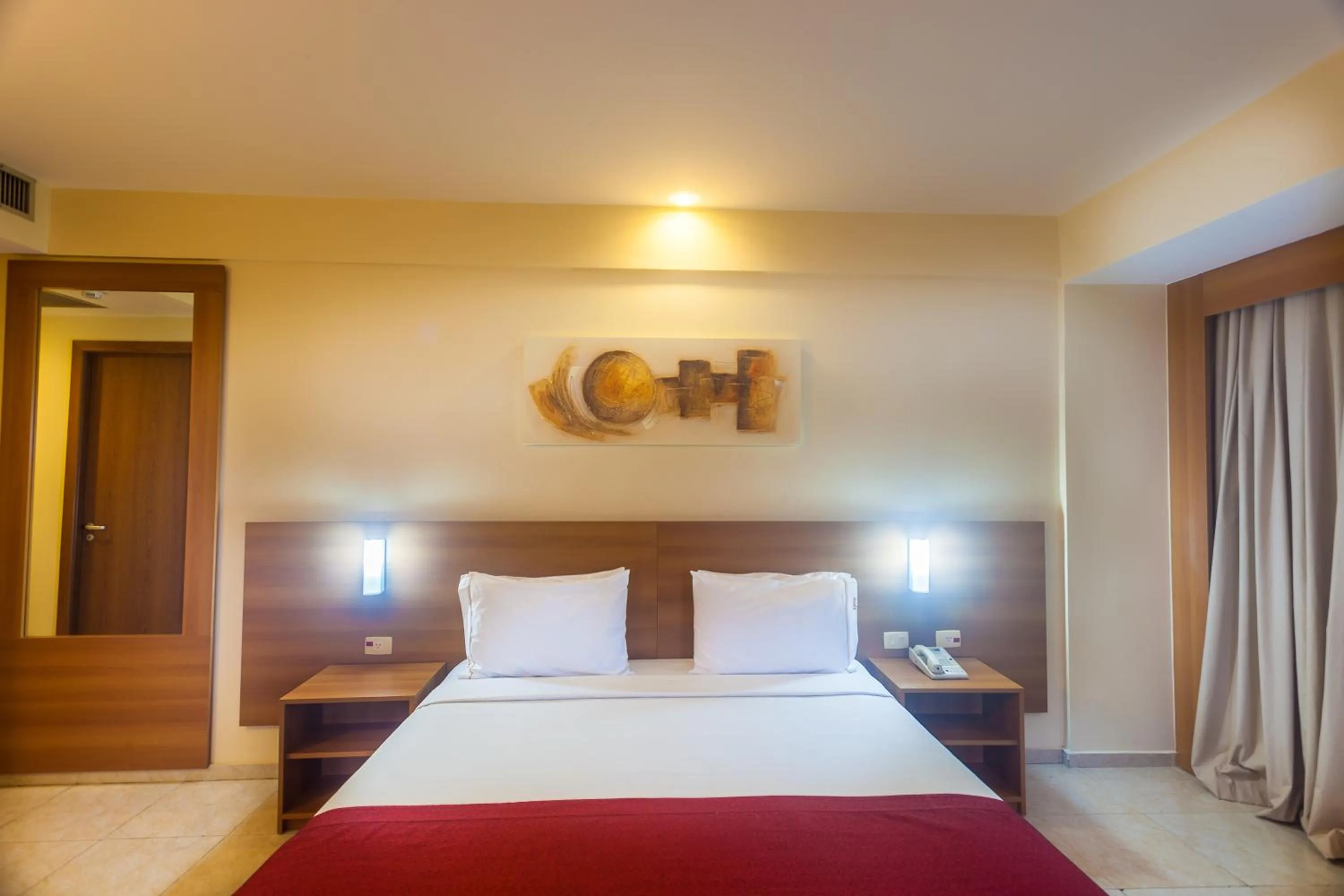 Bed in Praiamar Express Hotel