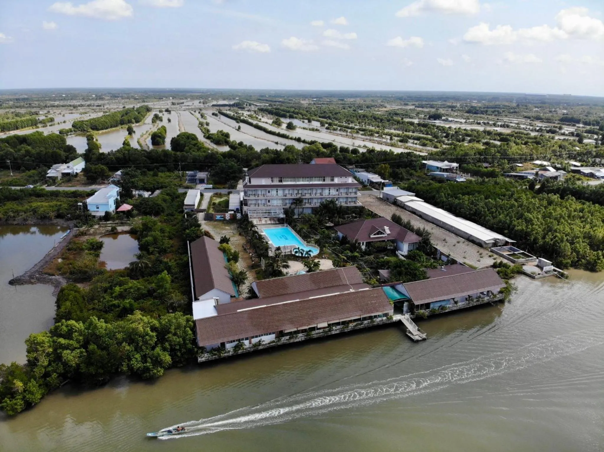 City view in Ozon Hotel