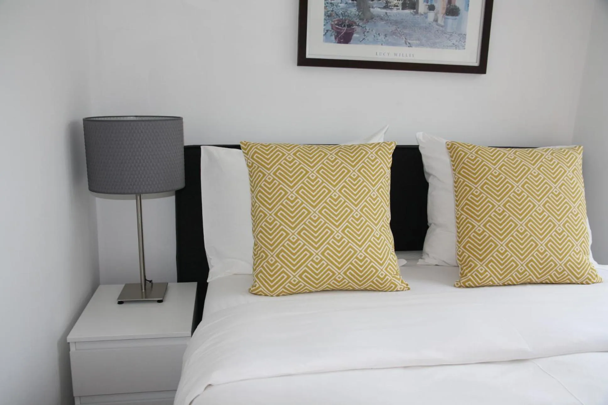 Decorative detail, Bed in Bridge Inn