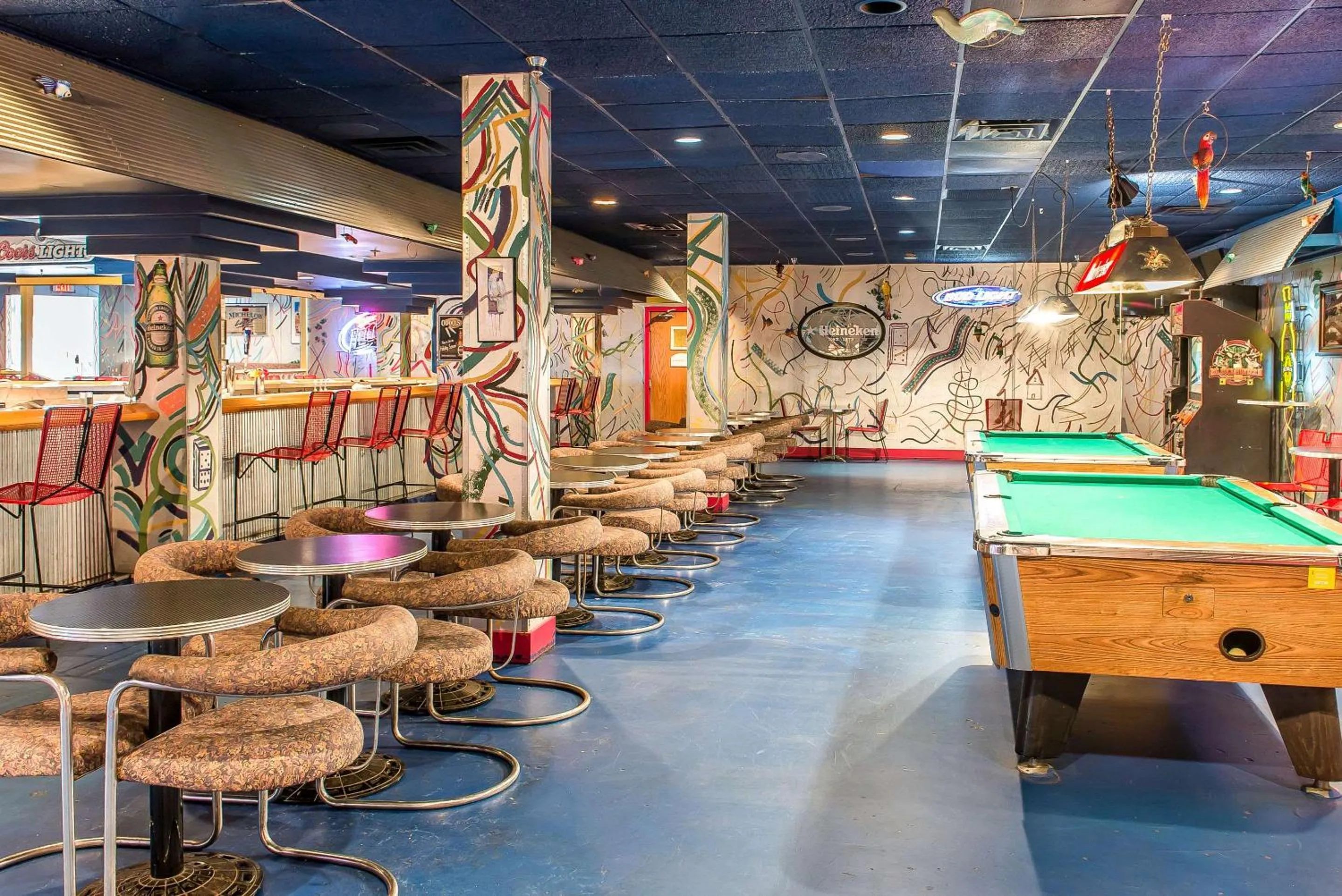 Lounge or bar in Quality Inn and Conference Center