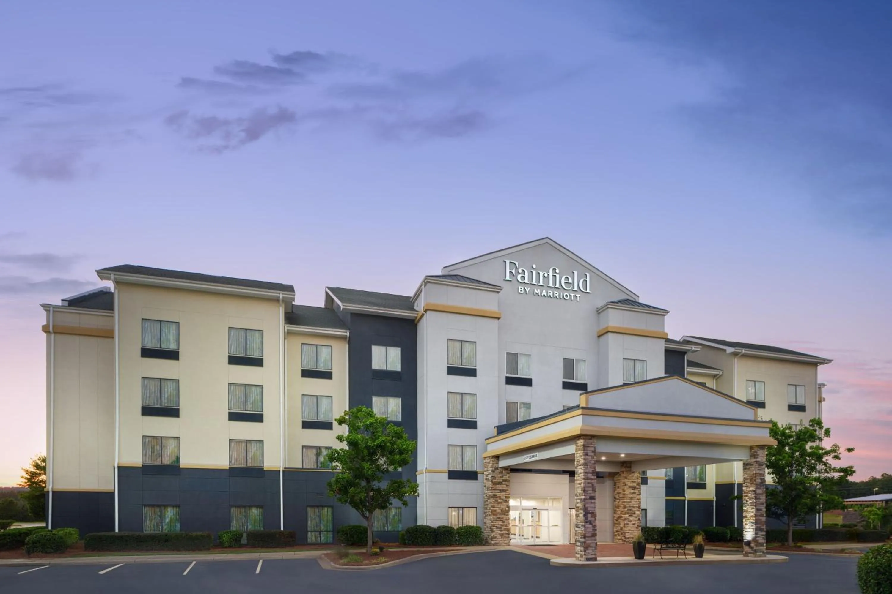 Property building in Fairfield Inn and Suites by Marriott Birmingham / Bessemer